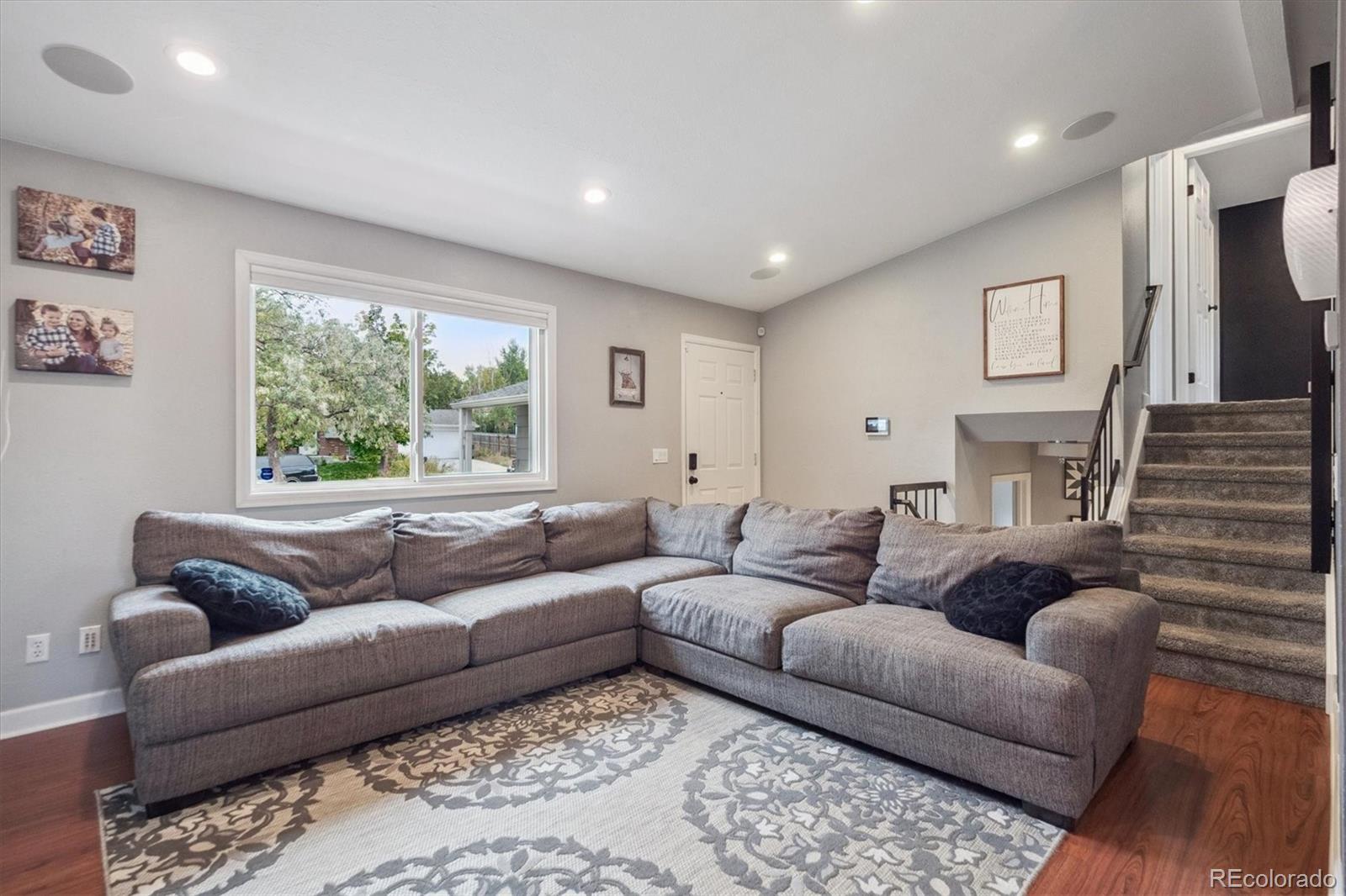 MLS Image #2 for 3931 s uravan street,aurora, Colorado