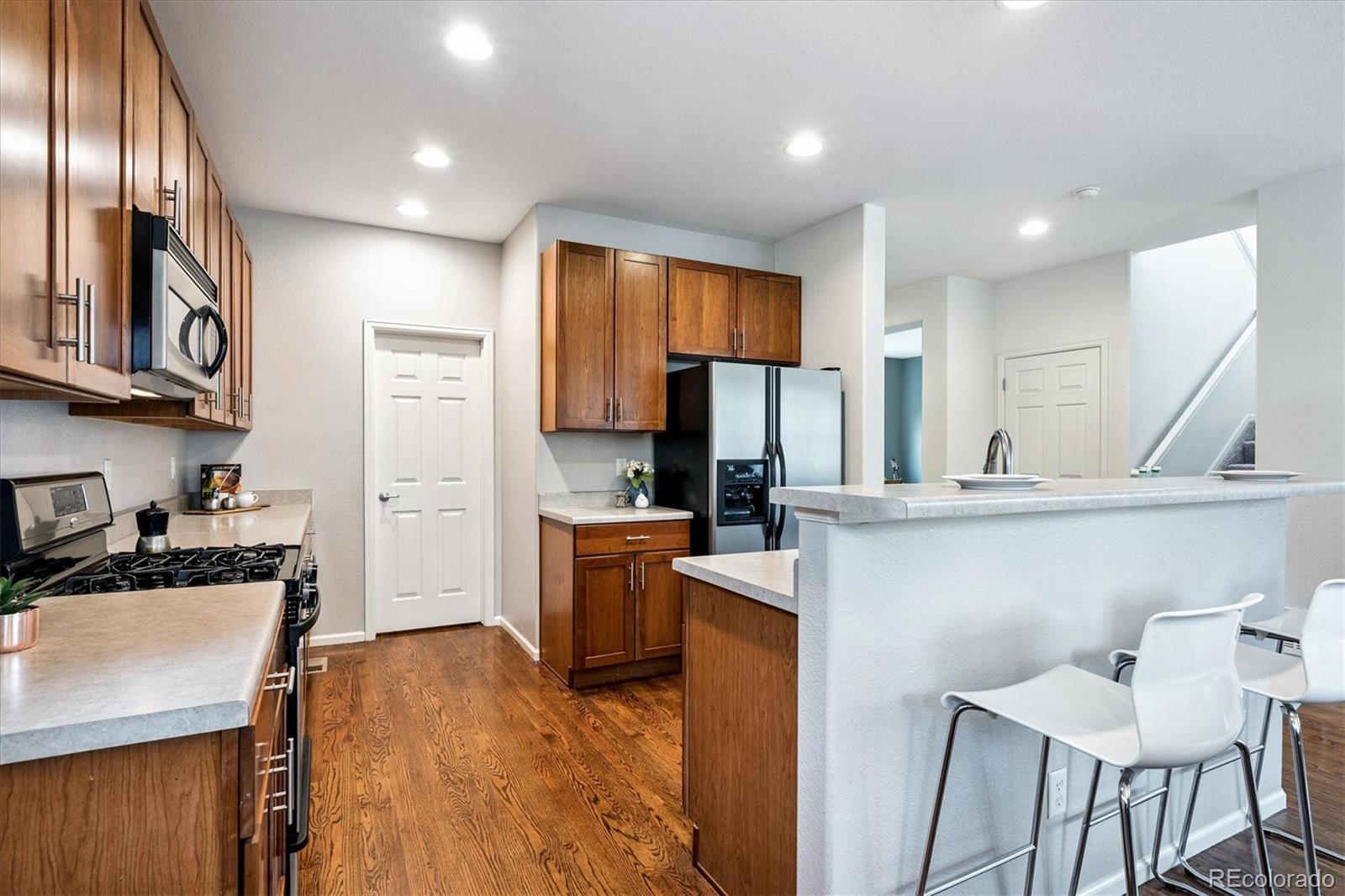 MLS Image #8 for 2323  yosemite street,denver, Colorado