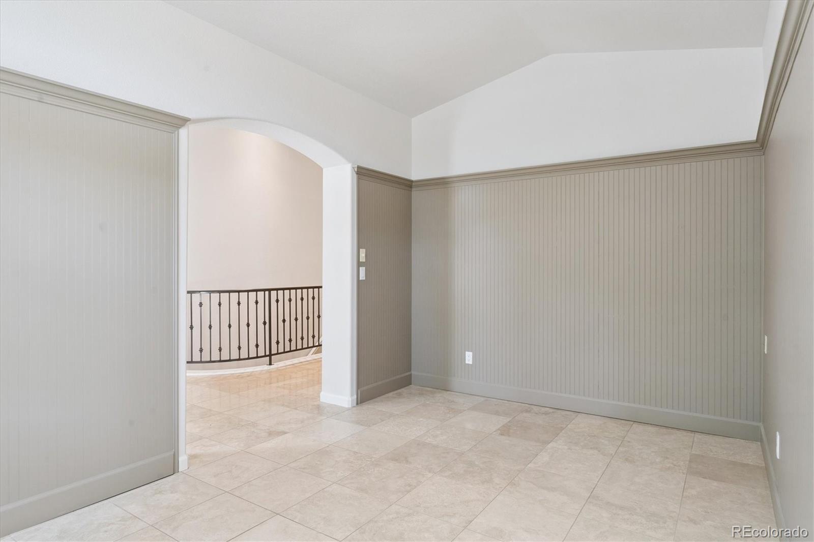 MLS Image #4 for 7127 s versailles street,aurora, Colorado