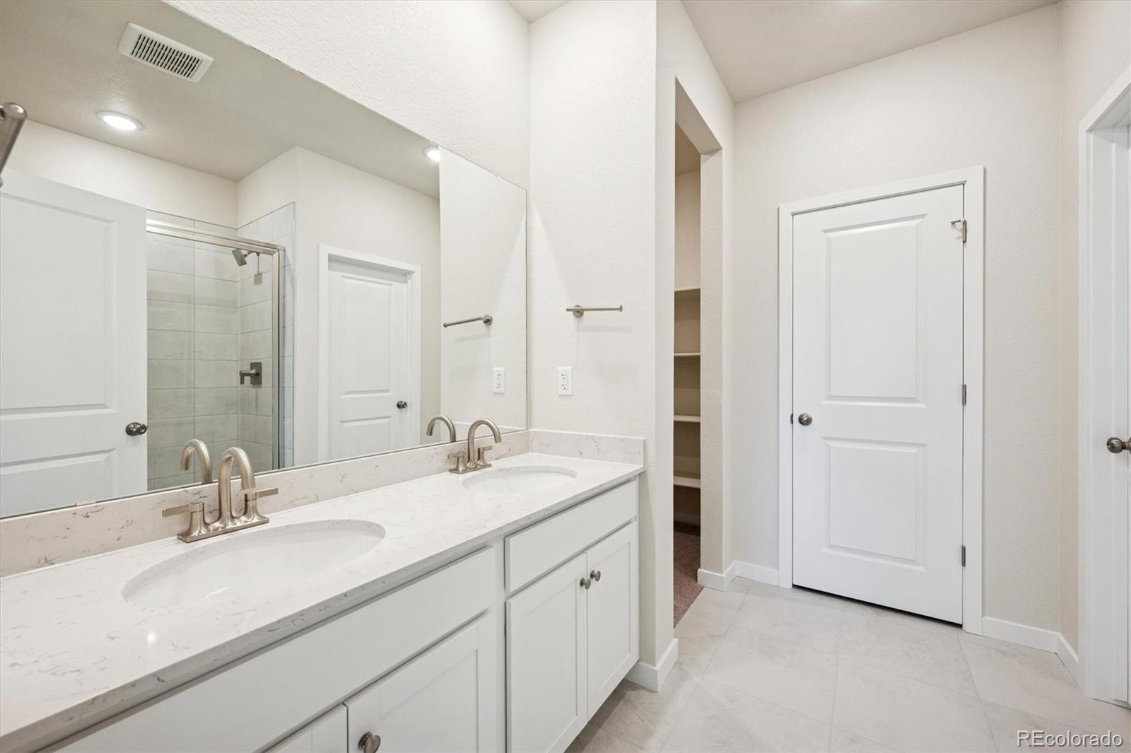 MLS Image #18 for 3363 n irvington street,aurora, Colorado