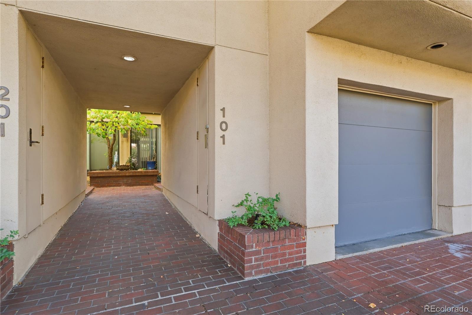 MLS Image #46 for 2680 s university boulevard 101,denver, Colorado