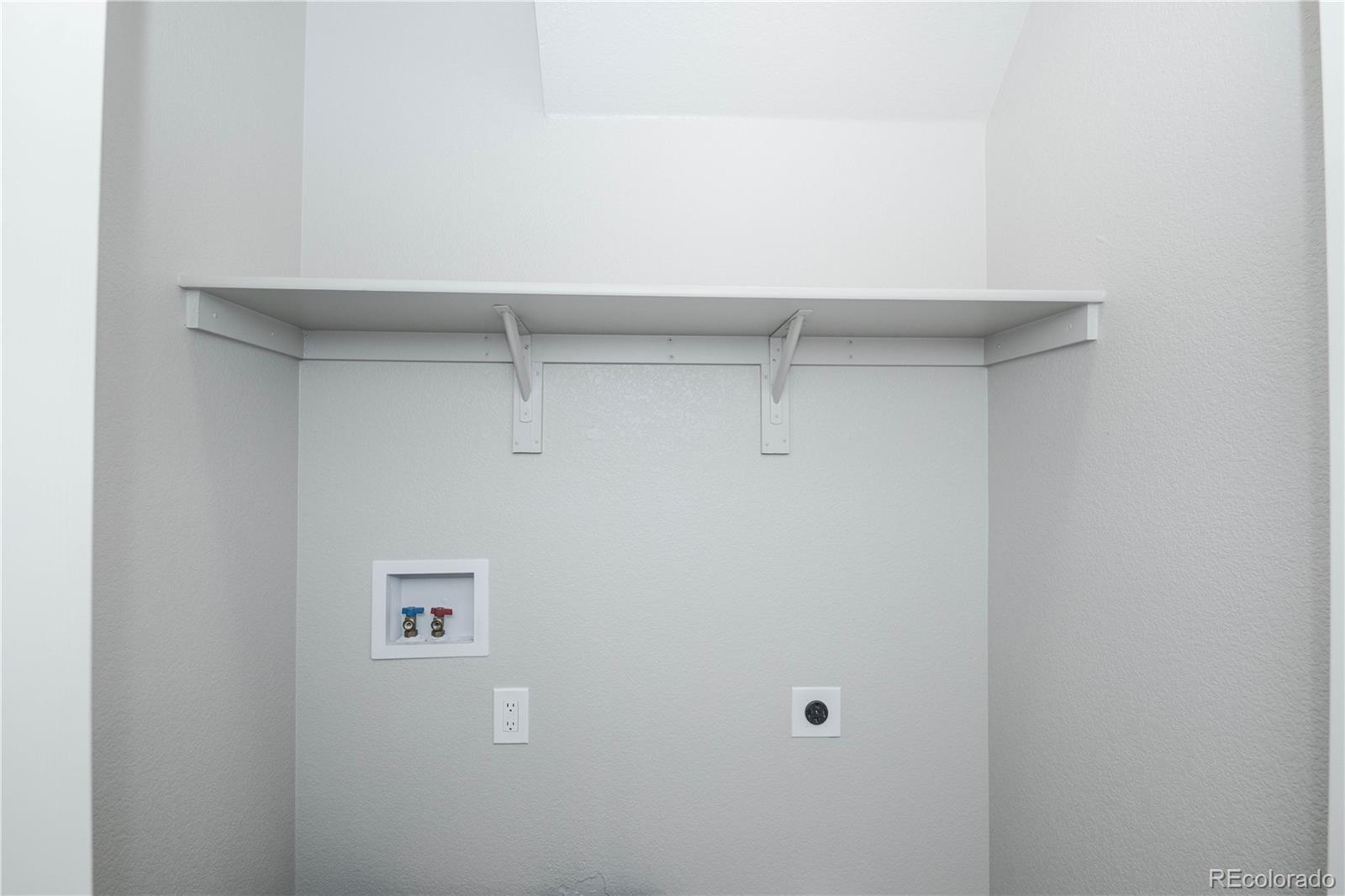 MLS Image #11 for 16975 e arkansas avenue,aurora, Colorado