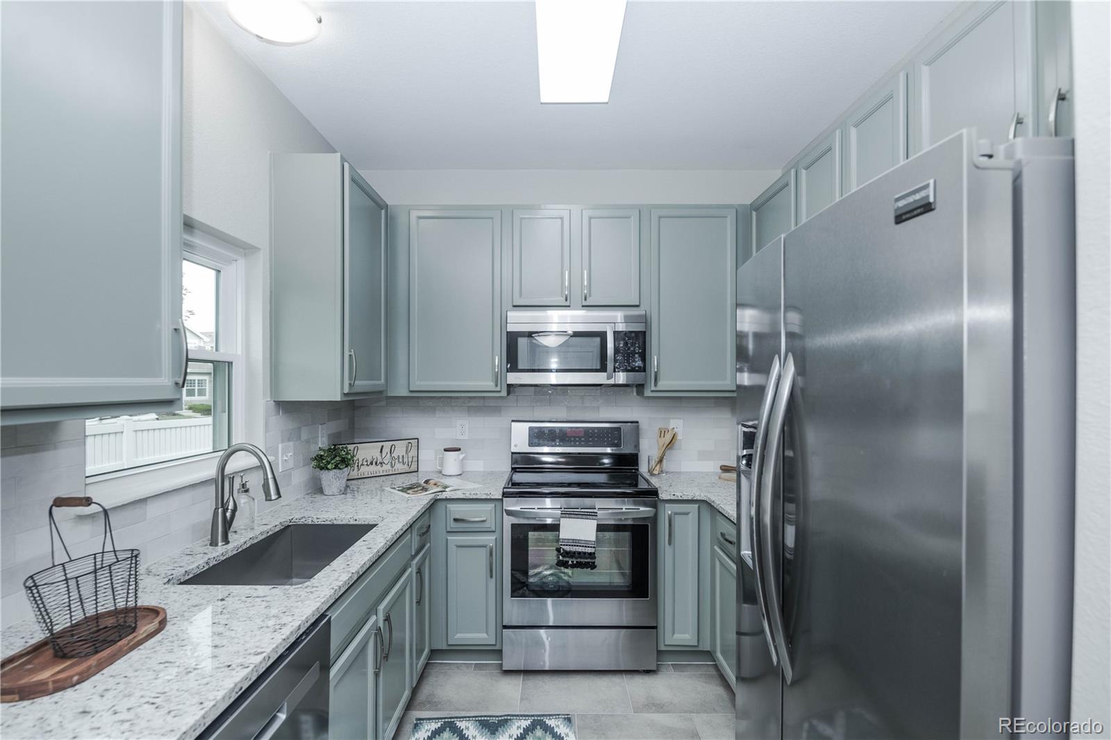 MLS Image #6 for 16975 e arkansas avenue,aurora, Colorado