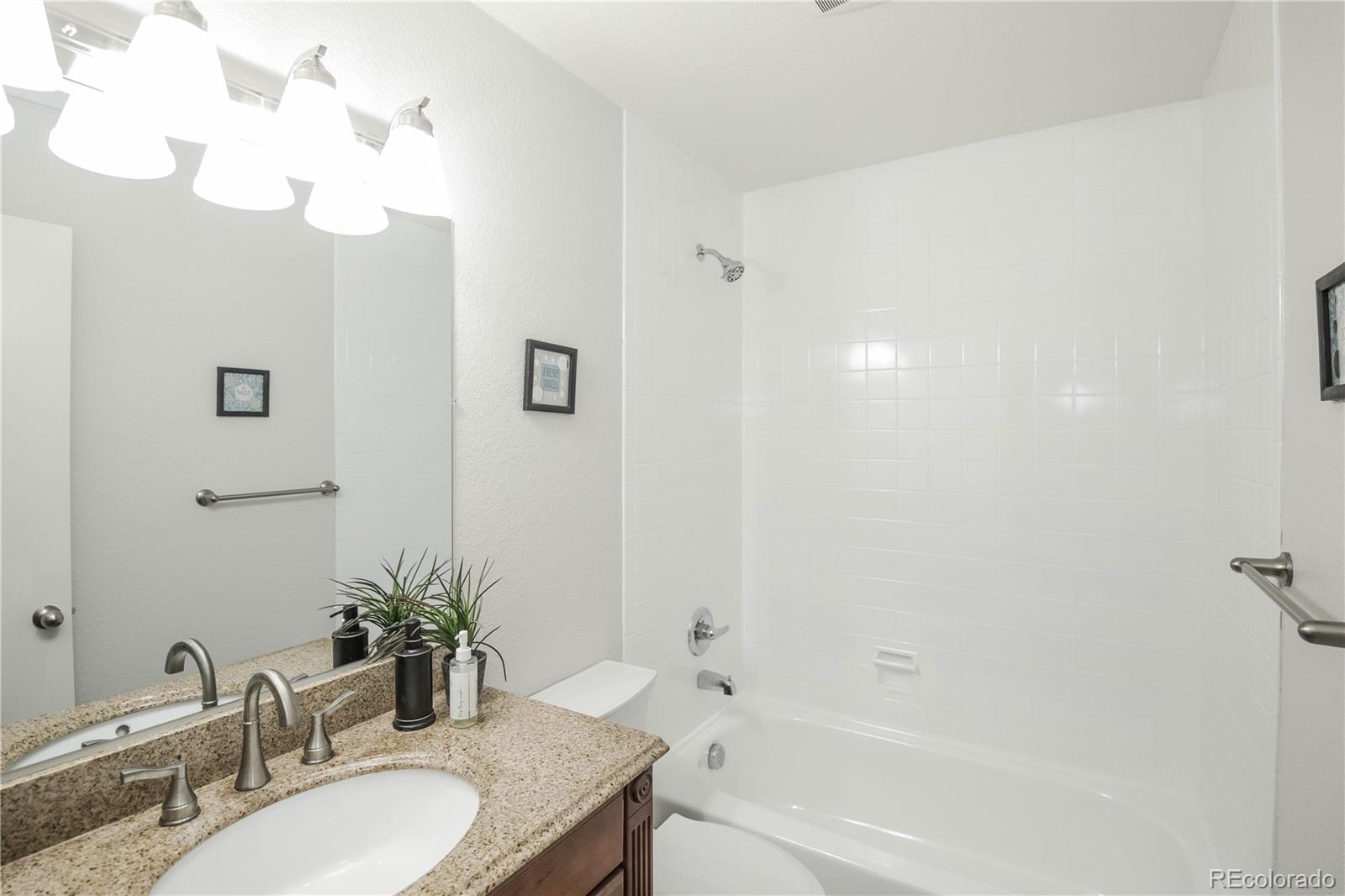 MLS Image #17 for 637 s worchester street,aurora, Colorado