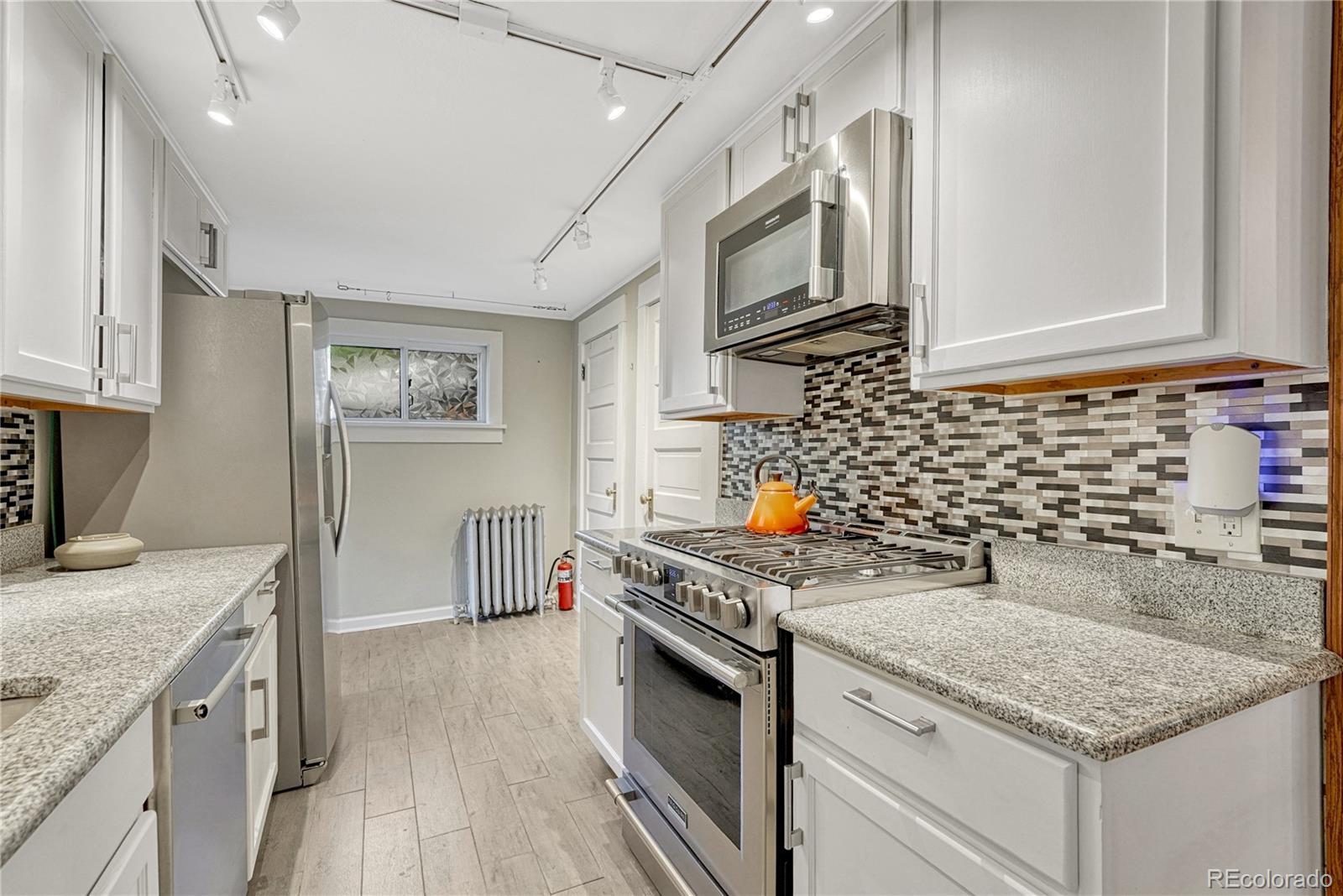 MLS Image #12 for 1109  harrison street,denver, Colorado