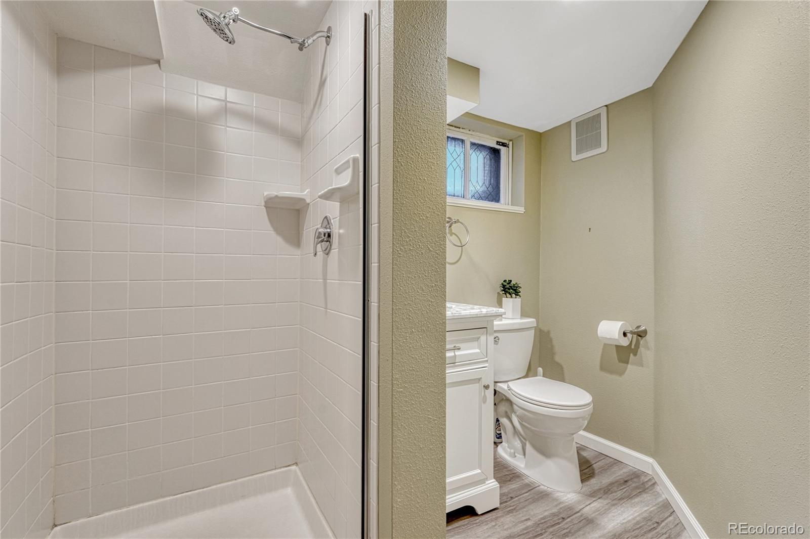 MLS Image #36 for 1109  harrison street,denver, Colorado