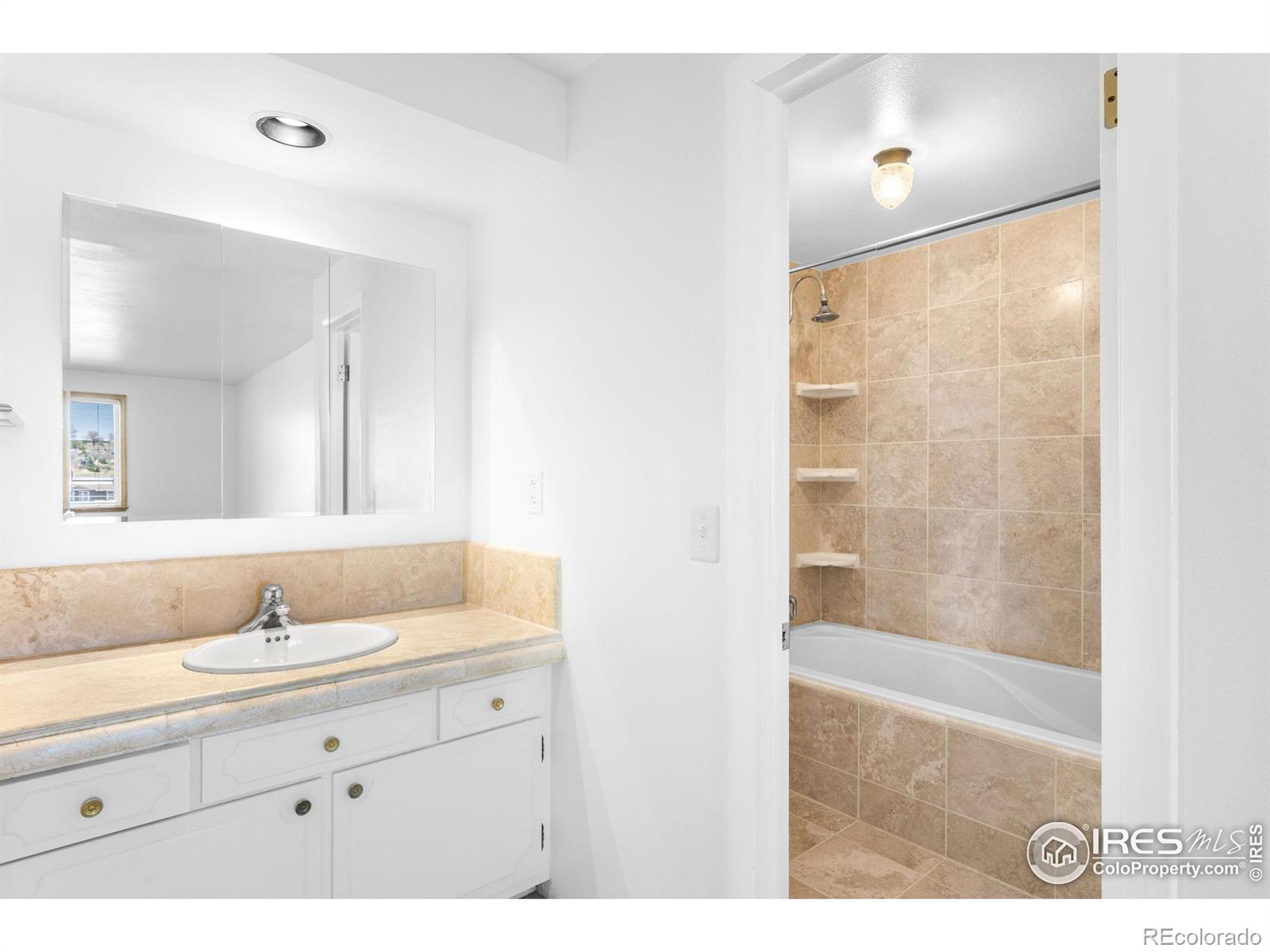 MLS Image #22 for 12940 w 75th avenue,arvada, Colorado