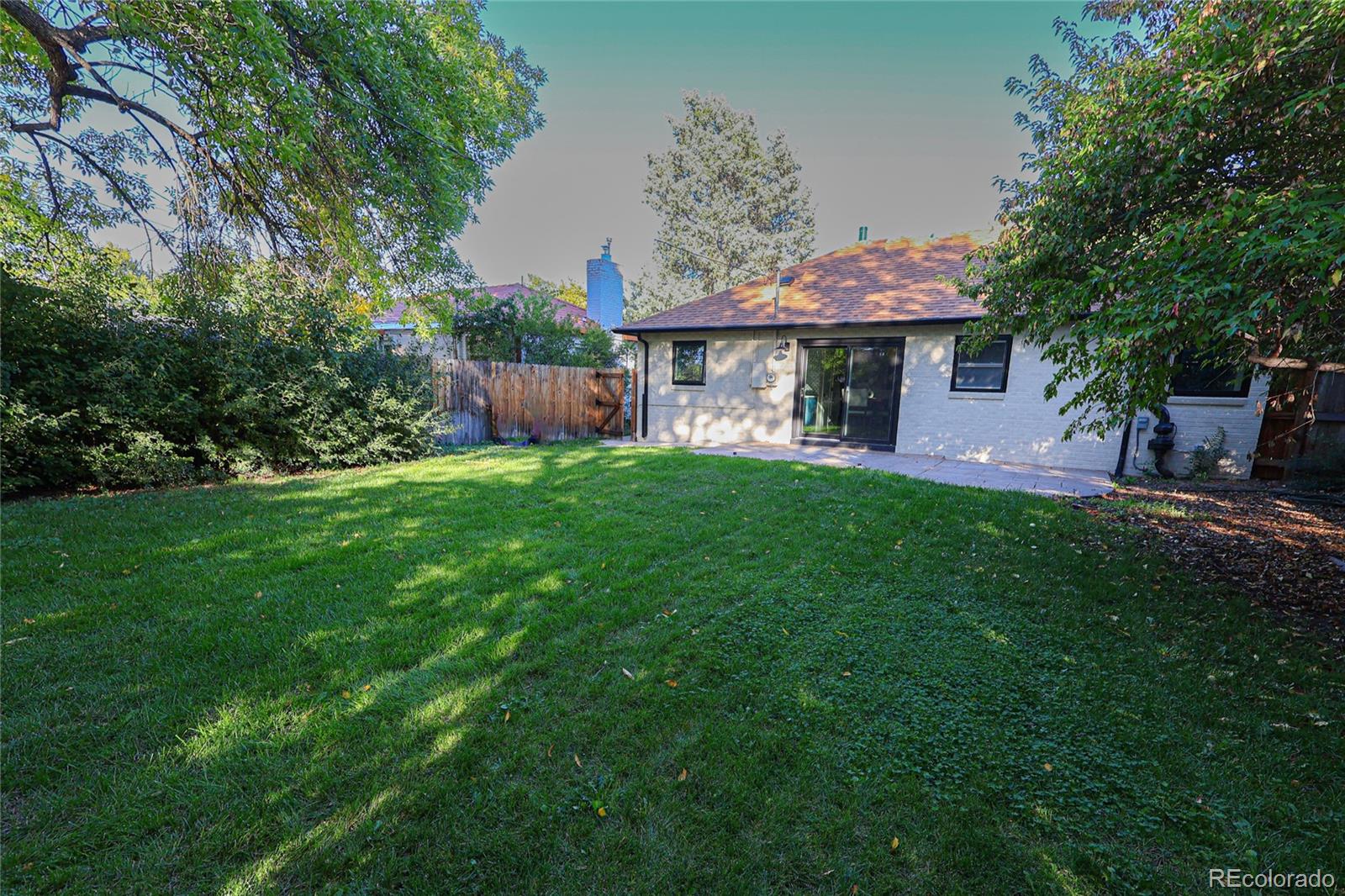 MLS Image #17 for 1045  locust street,denver, Colorado
