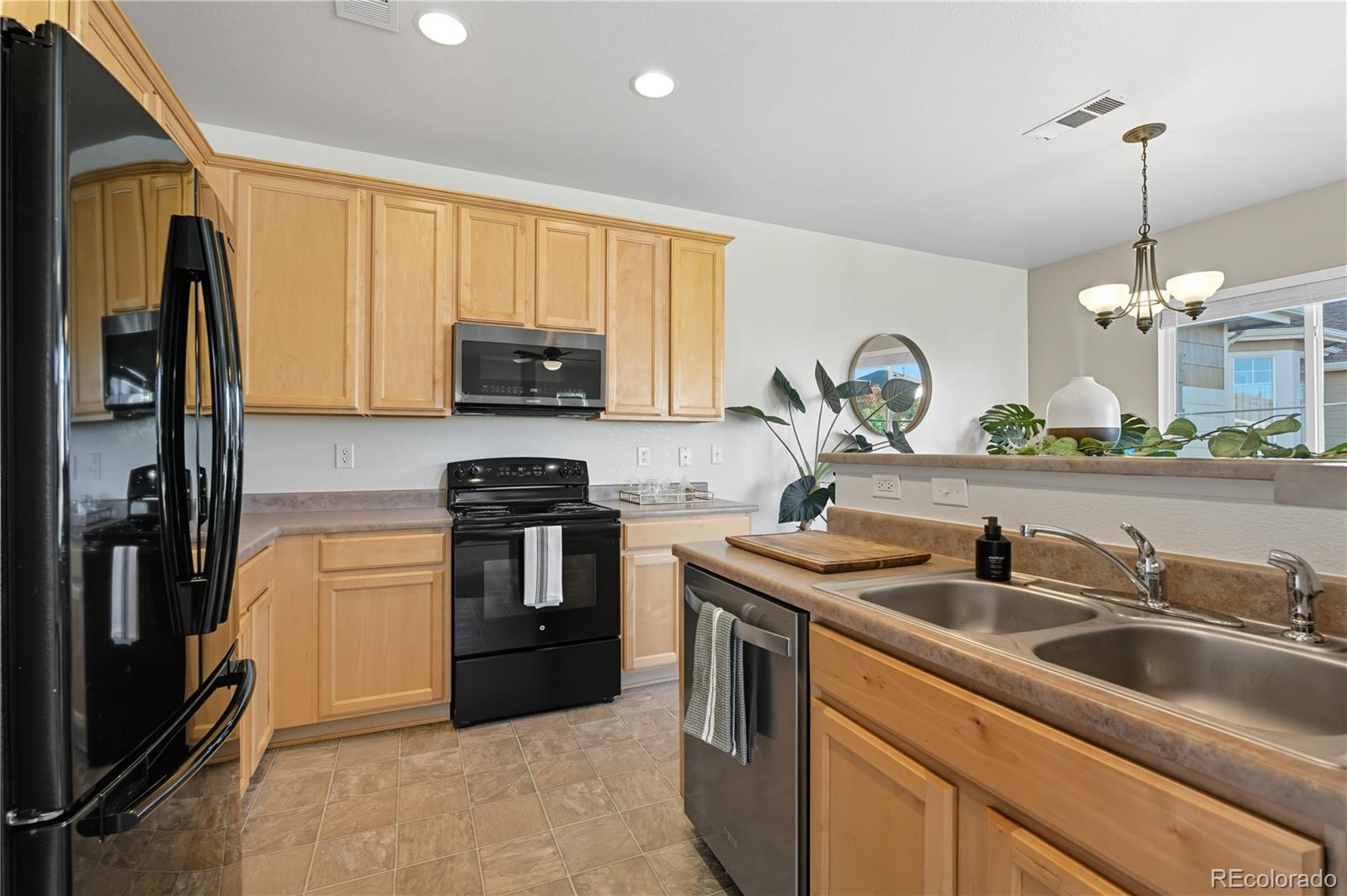 MLS Image #15 for 12962  grant circle c,thornton, Colorado