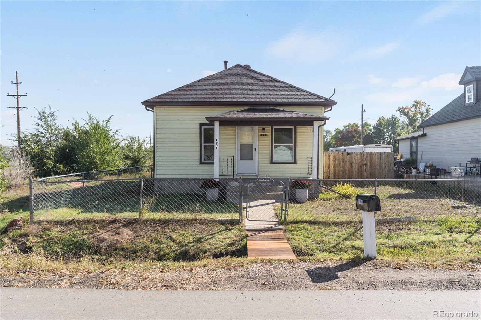 MLS Image #5 for 1984  caroline avenue,fort lupton, Colorado