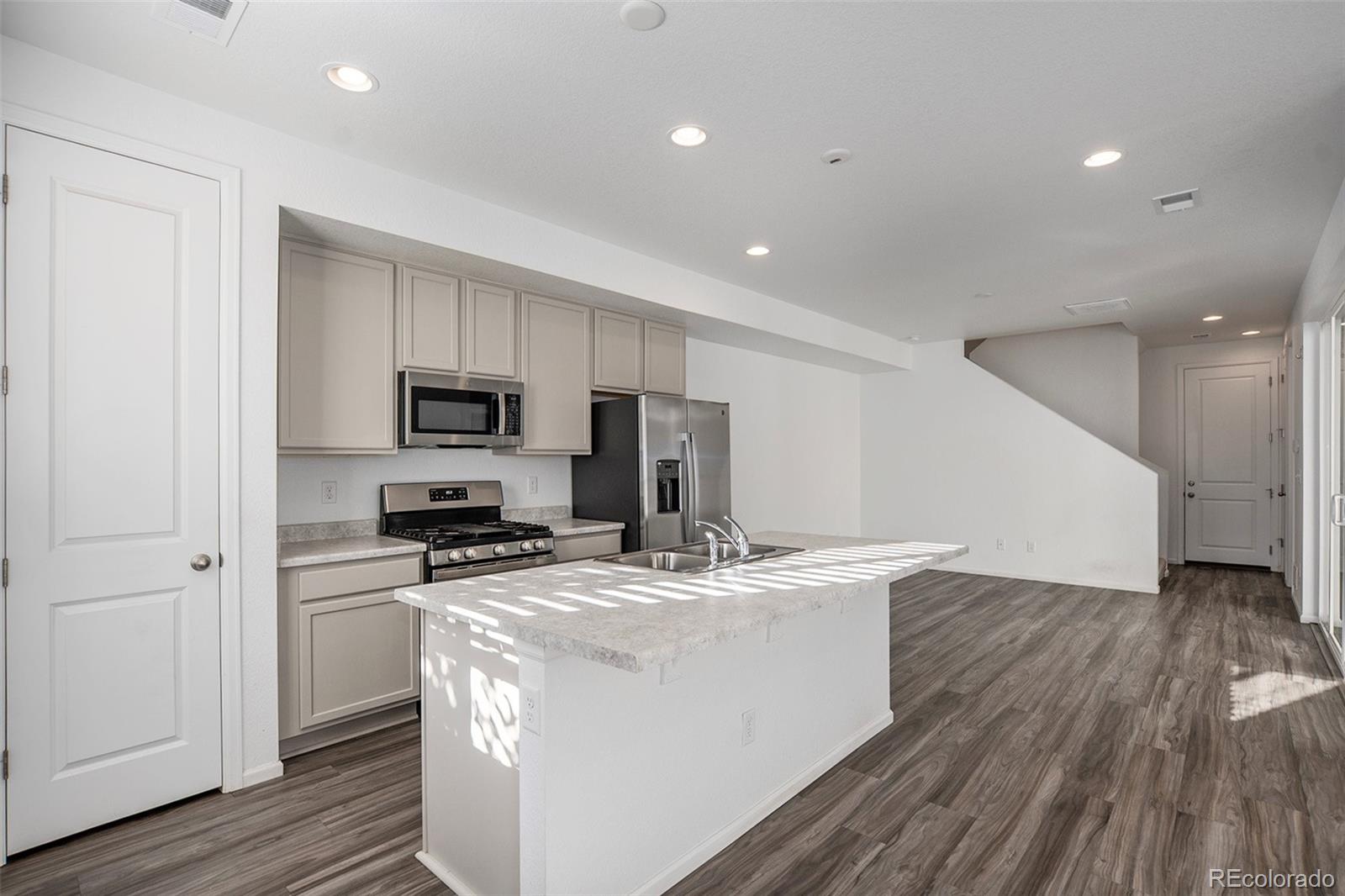 MLS Image #10 for 12237  karls lane ,northglenn, Colorado