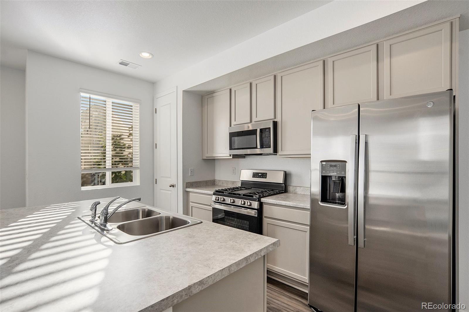 MLS Image #12 for 12237  karls lane ,northglenn, Colorado