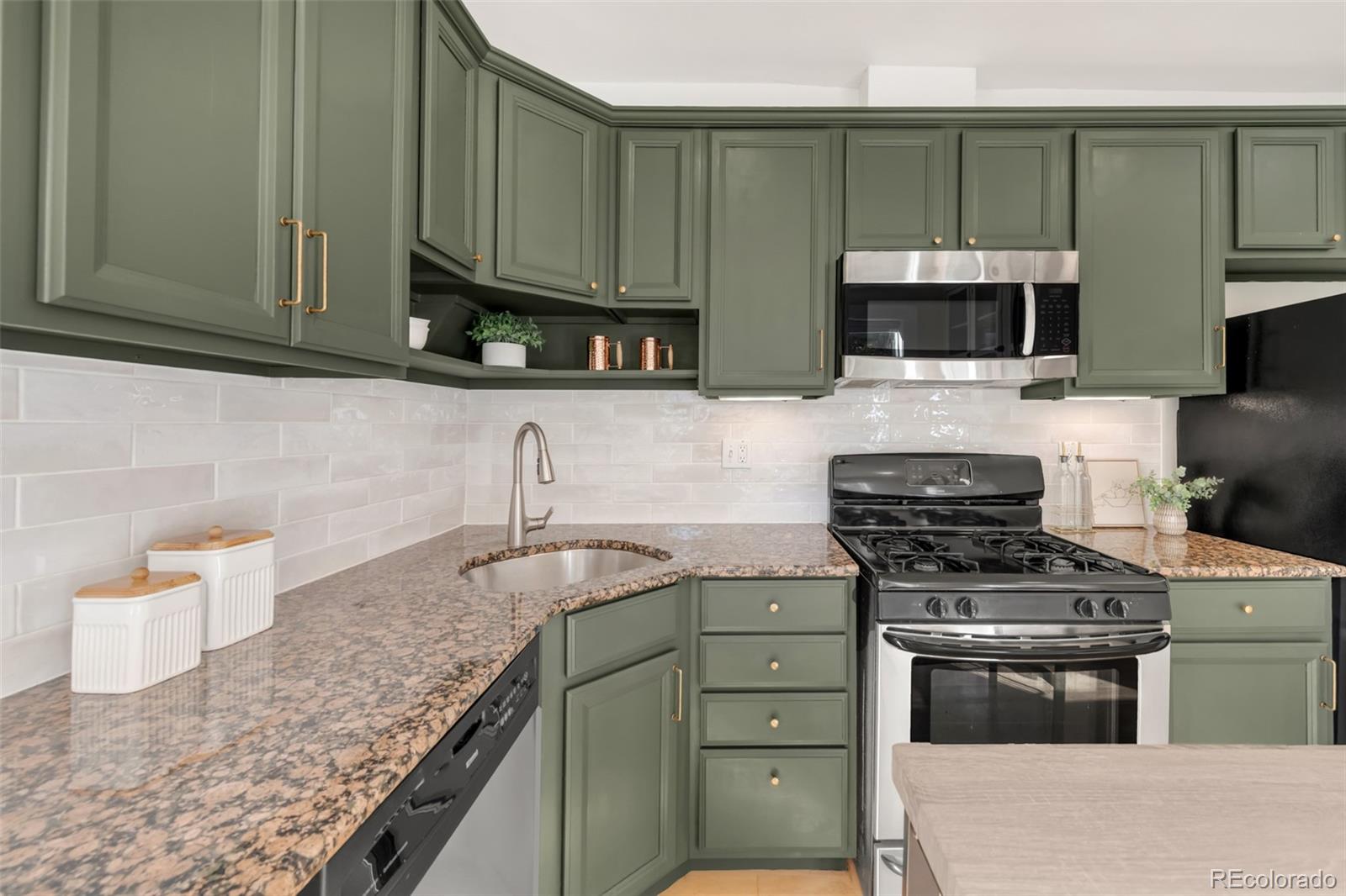 MLS Image #25 for 3611  zuni street 102,denver, Colorado