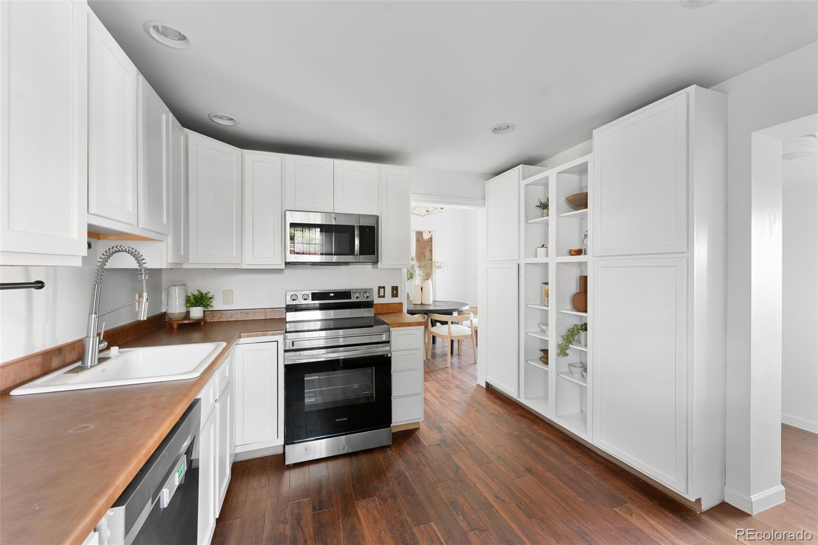 MLS Image #16 for 1523 e 30th avenue,denver, Colorado