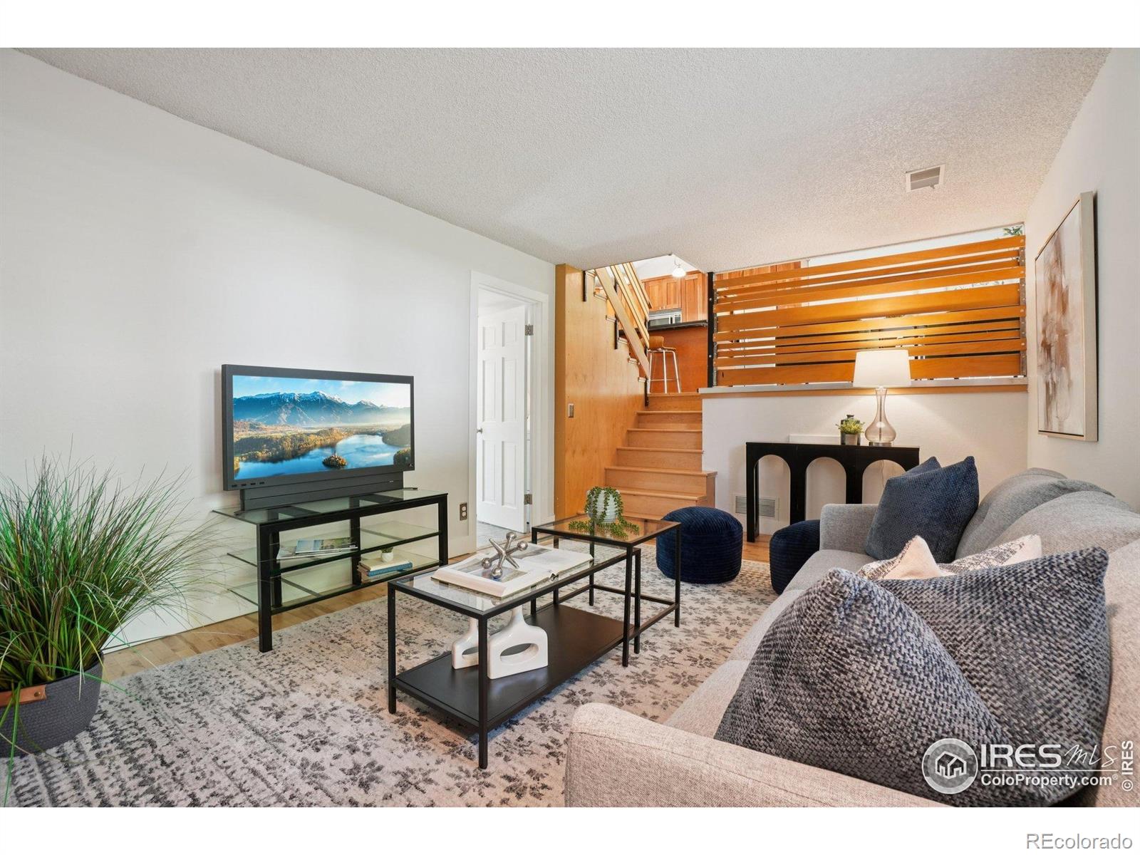 MLS Image #11 for 641 w dahlia street,louisville, Colorado