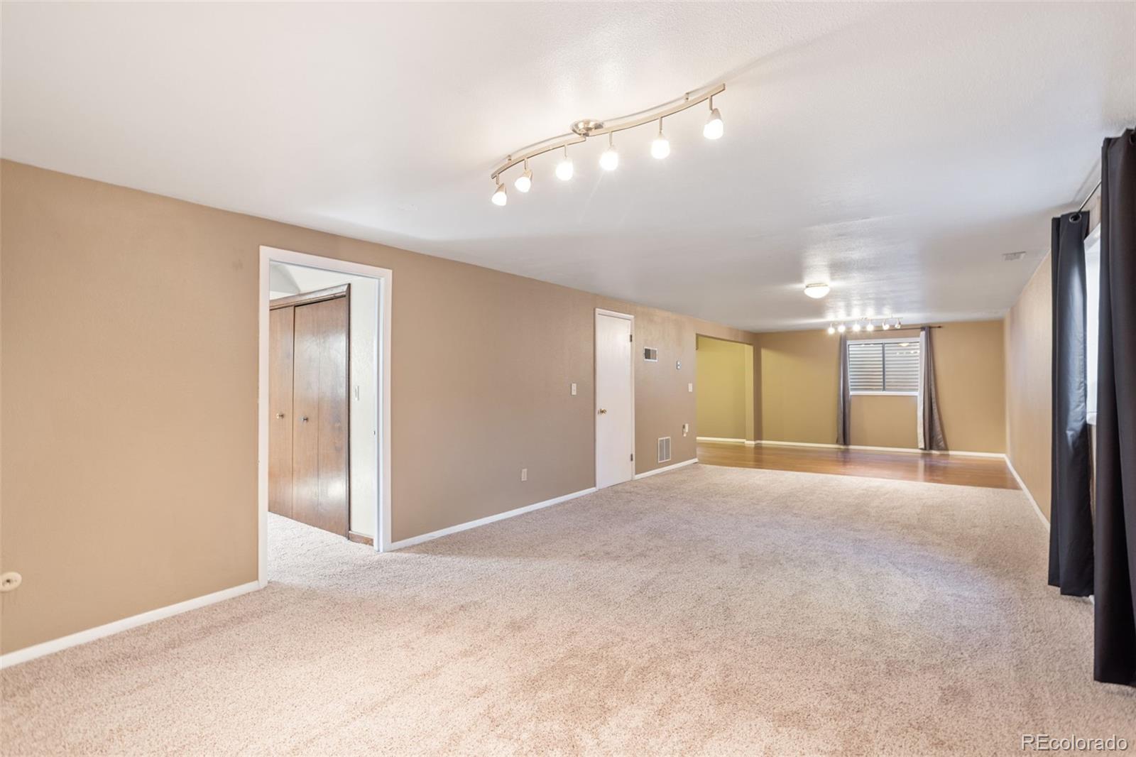 MLS Image #20 for 2815  downhill drive,colorado springs, Colorado
