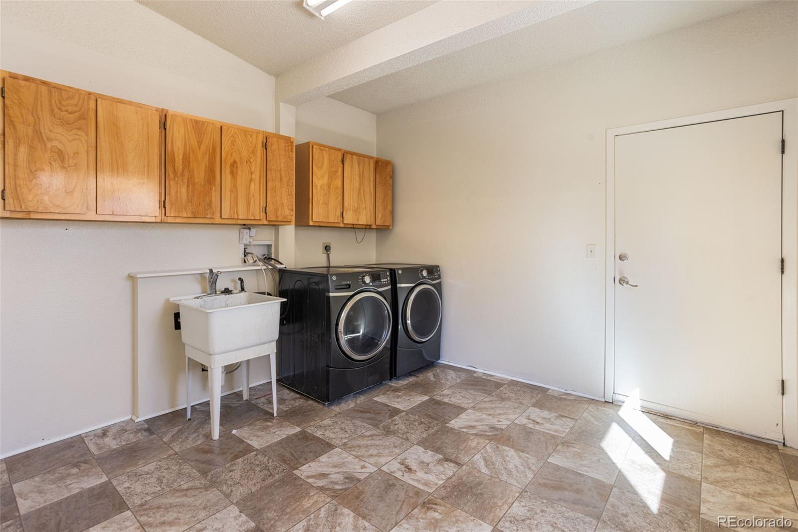 MLS Image #25 for 2815  downhill drive,colorado springs, Colorado
