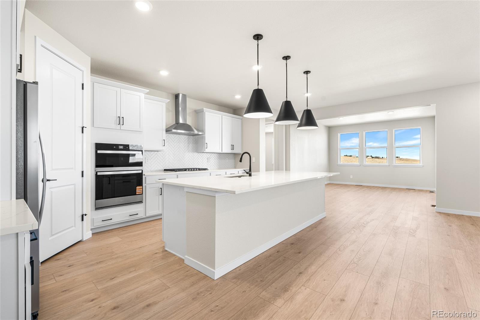 MLS Image #2 for 39930  congress lane,elizabeth, Colorado