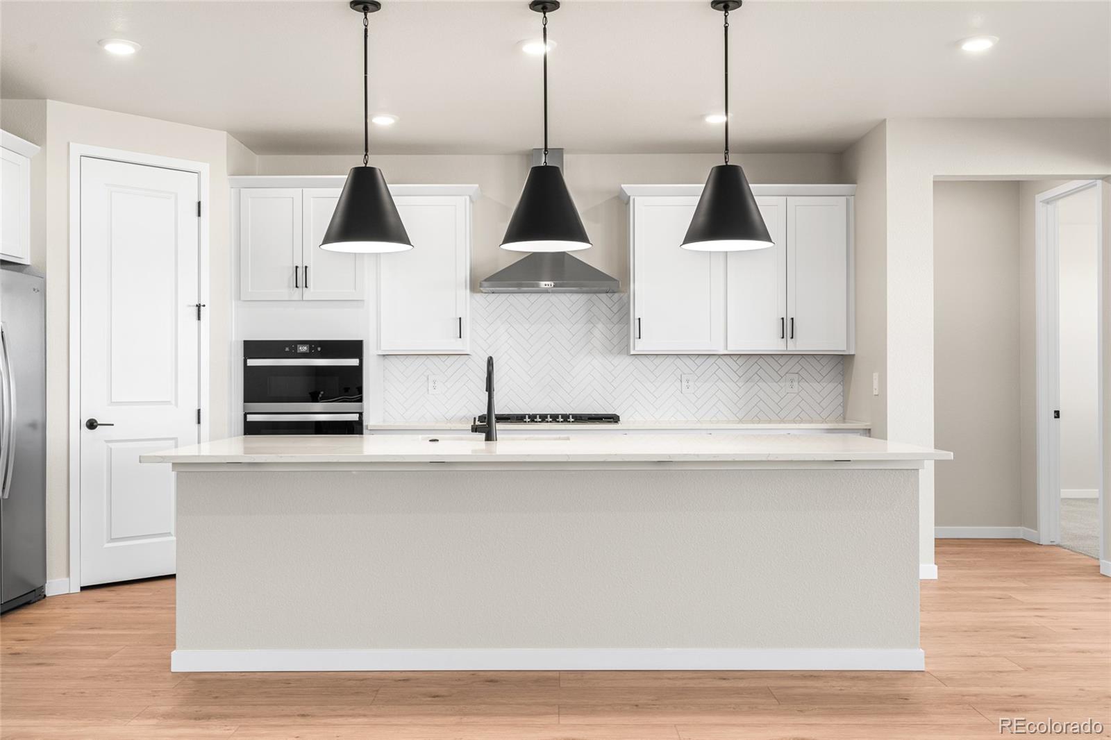 MLS Image #3 for 39930  congress lane,elizabeth, Colorado