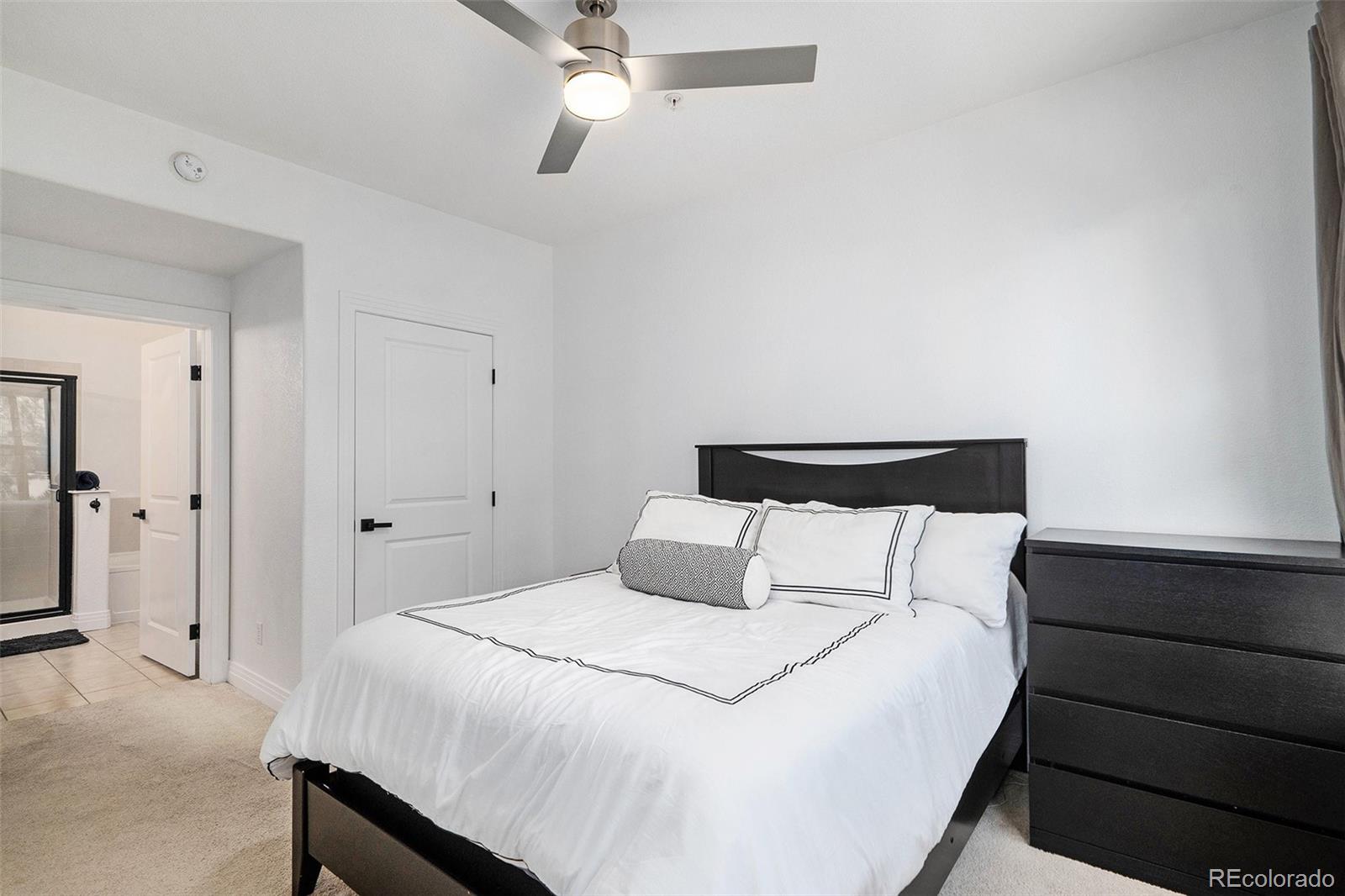 MLS Image #15 for 9079 e panorama circle 208,englewood, Colorado