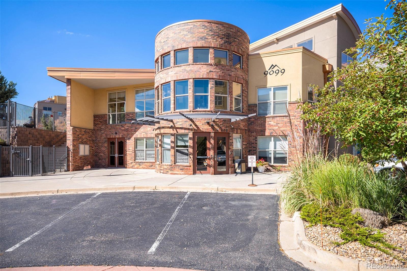 MLS Image #22 for 9079 e panorama circle 208,englewood, Colorado
