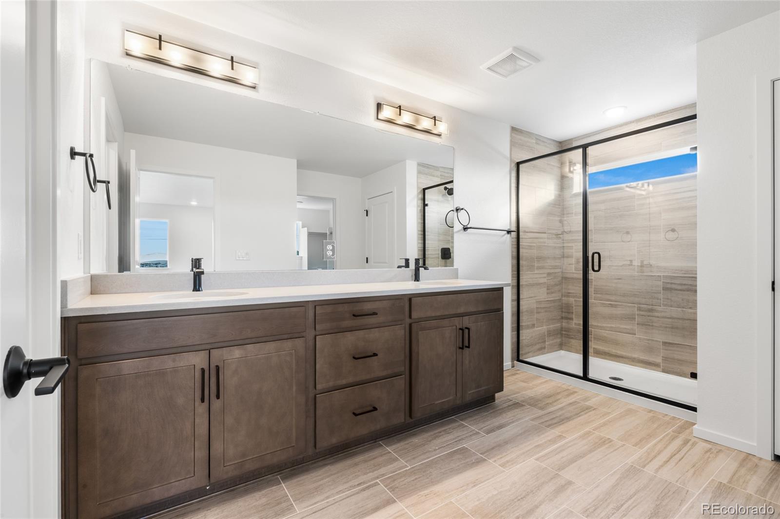 MLS Image #15 for 2161 s irvington street,aurora, Colorado