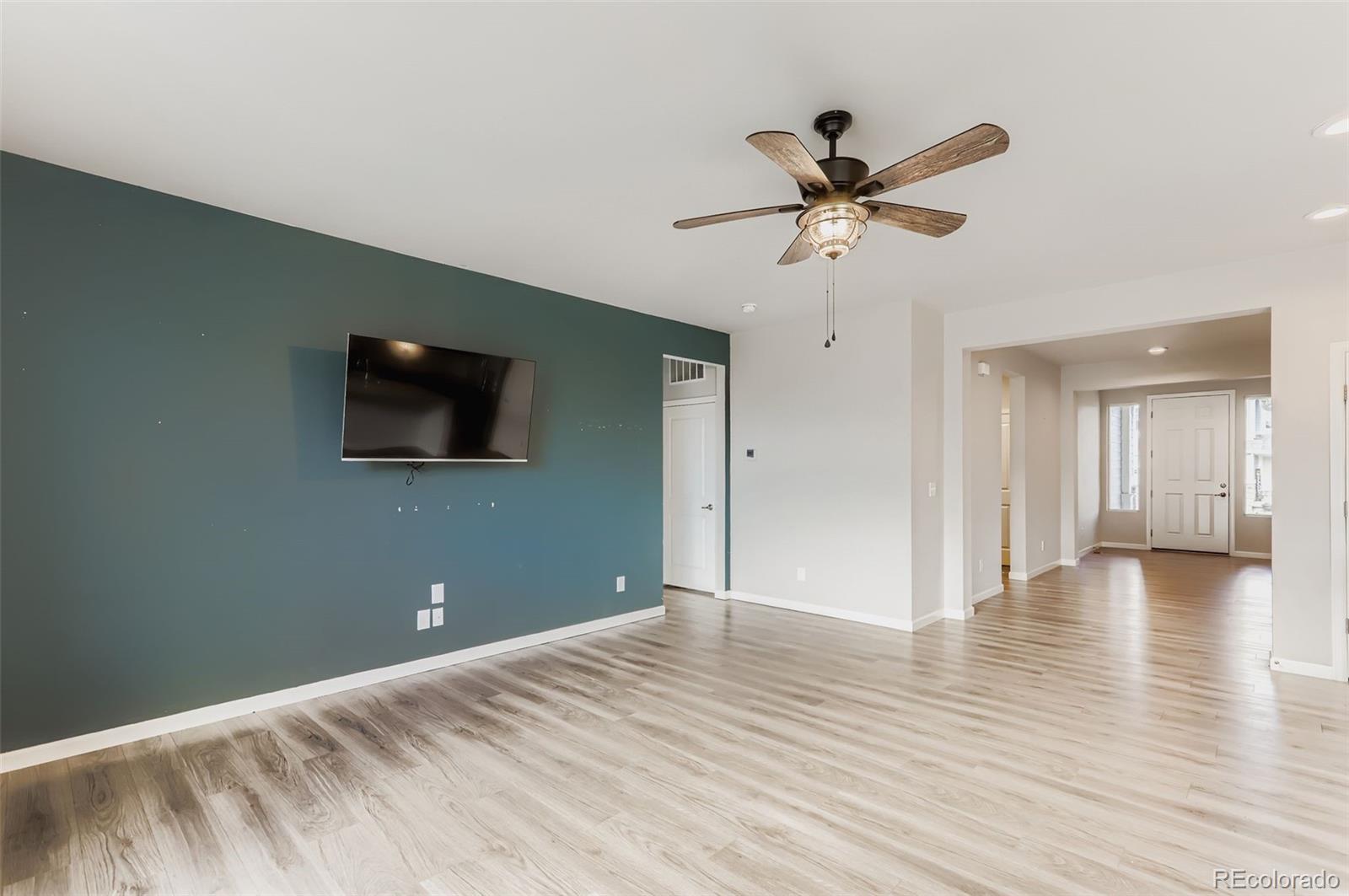 MLS Image #6 for 575  ranchhand drive,berthoud, Colorado