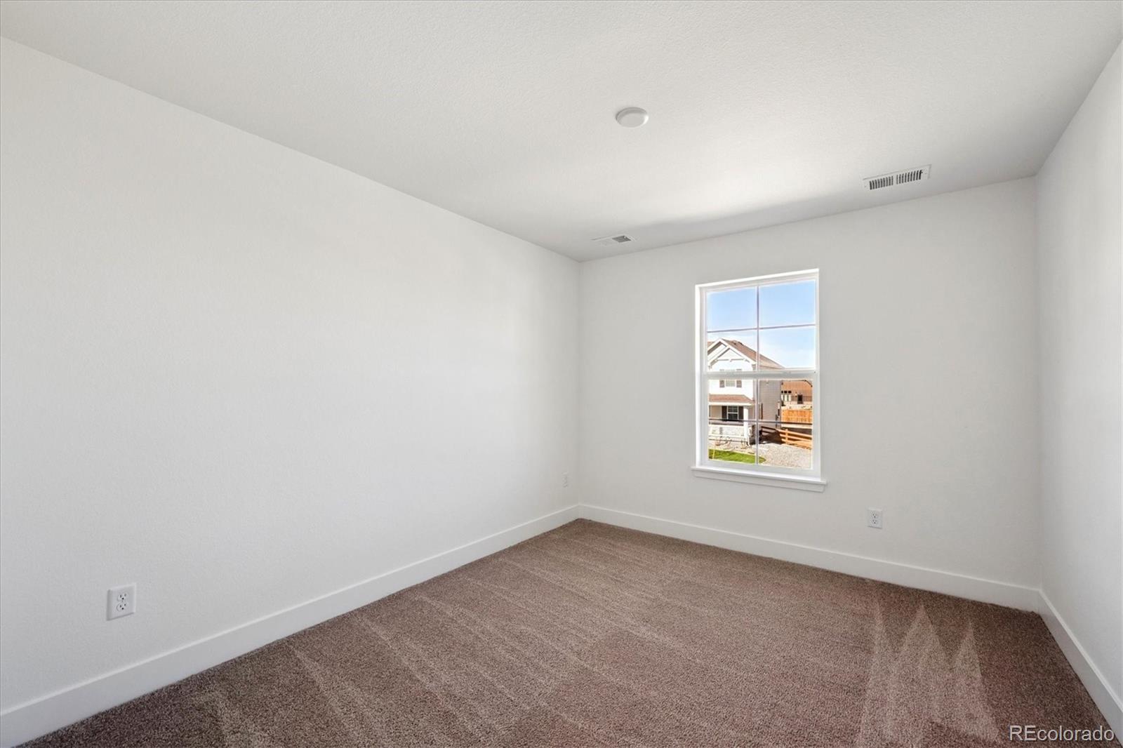 MLS Image #14 for 7096 e 126th place,thornton, Colorado