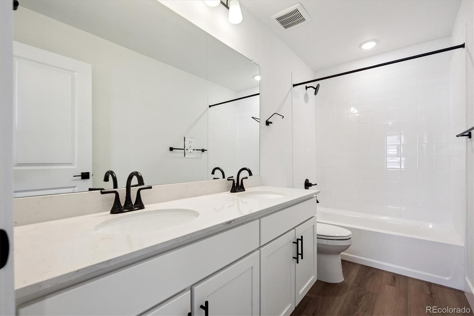 MLS Image #15 for 7096 e 126th place,thornton, Colorado