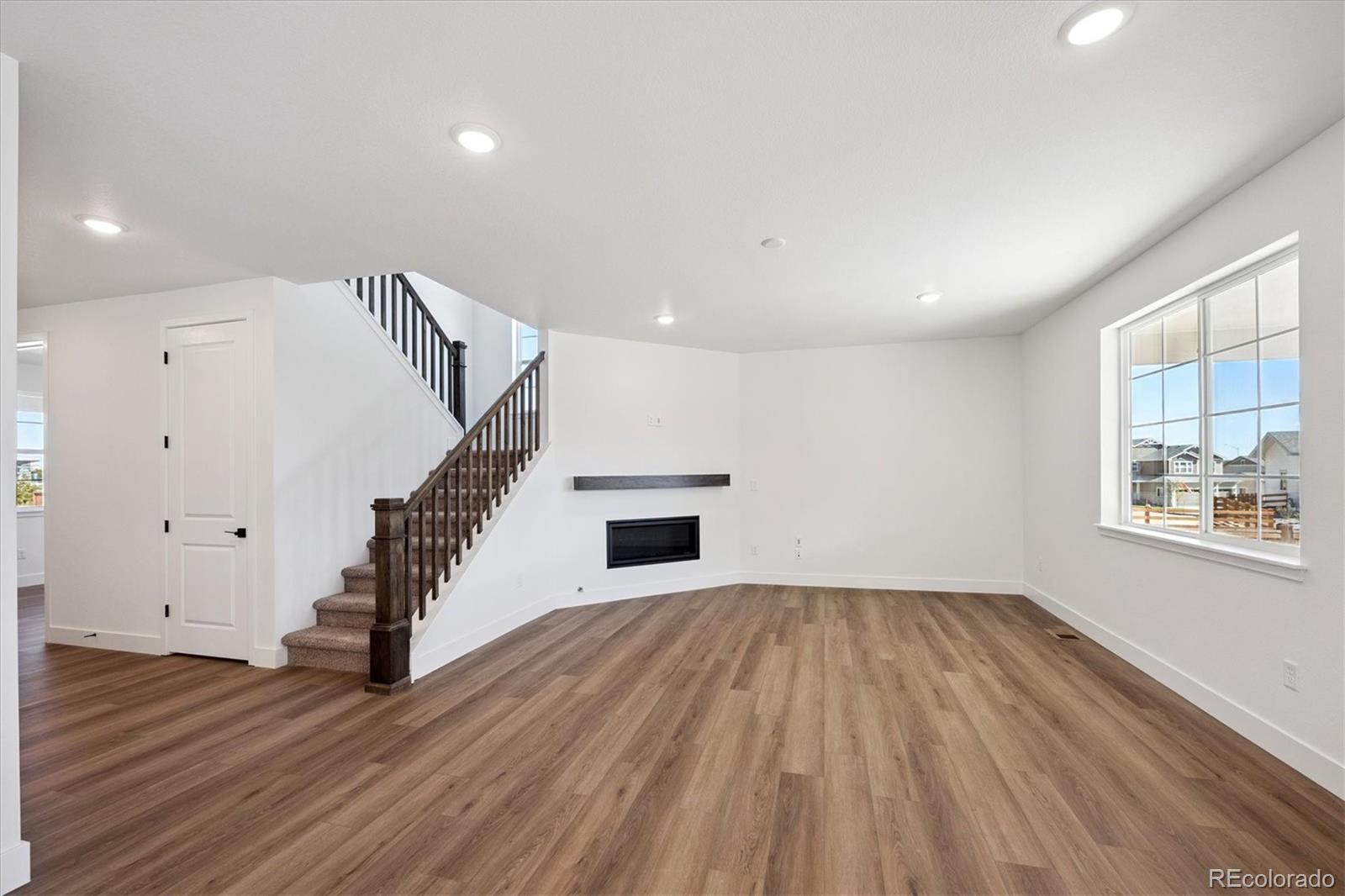 MLS Image #5 for 7096 e 126th place,thornton, Colorado
