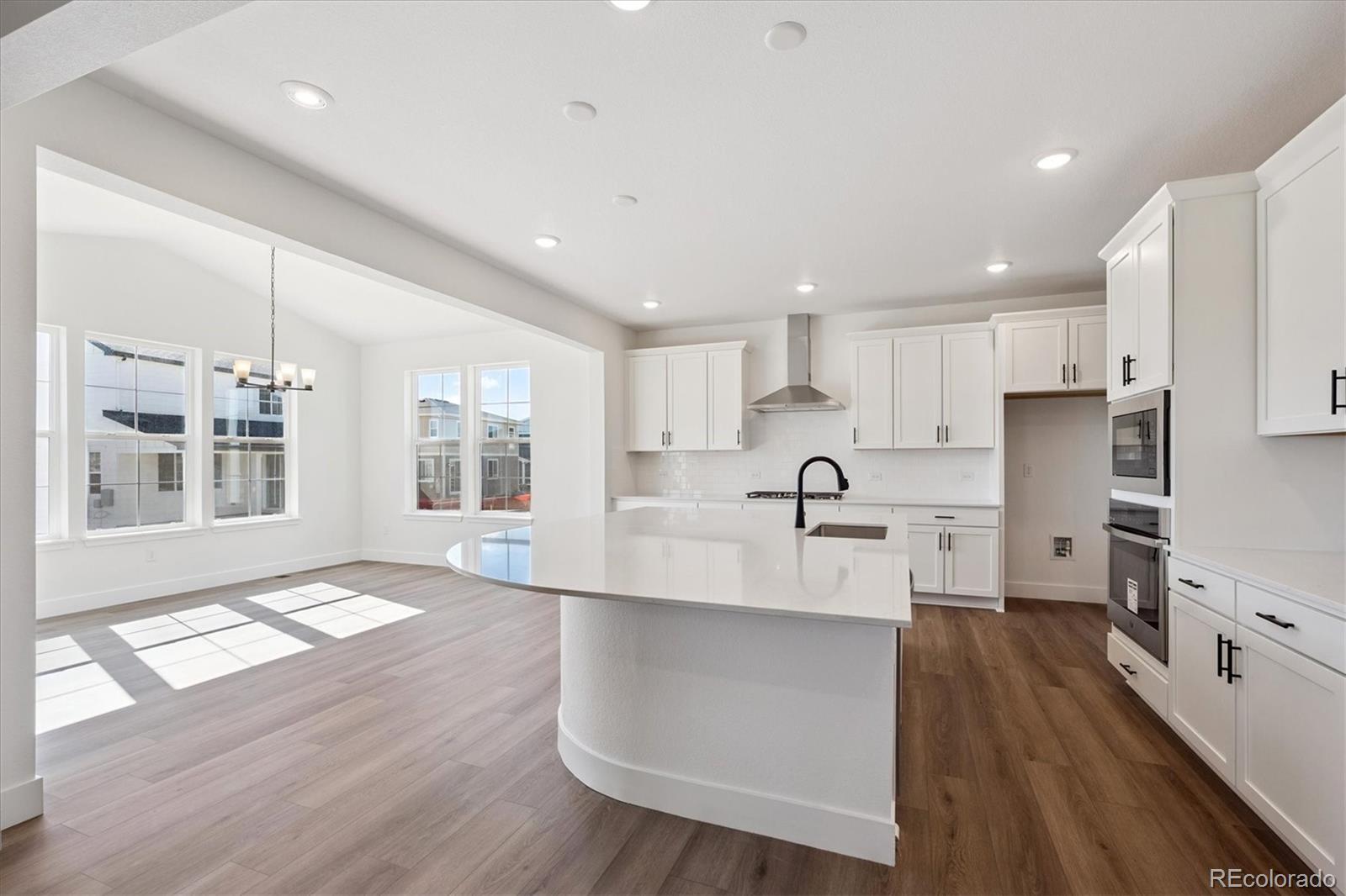 MLS Image #8 for 7096 e 126th place,thornton, Colorado