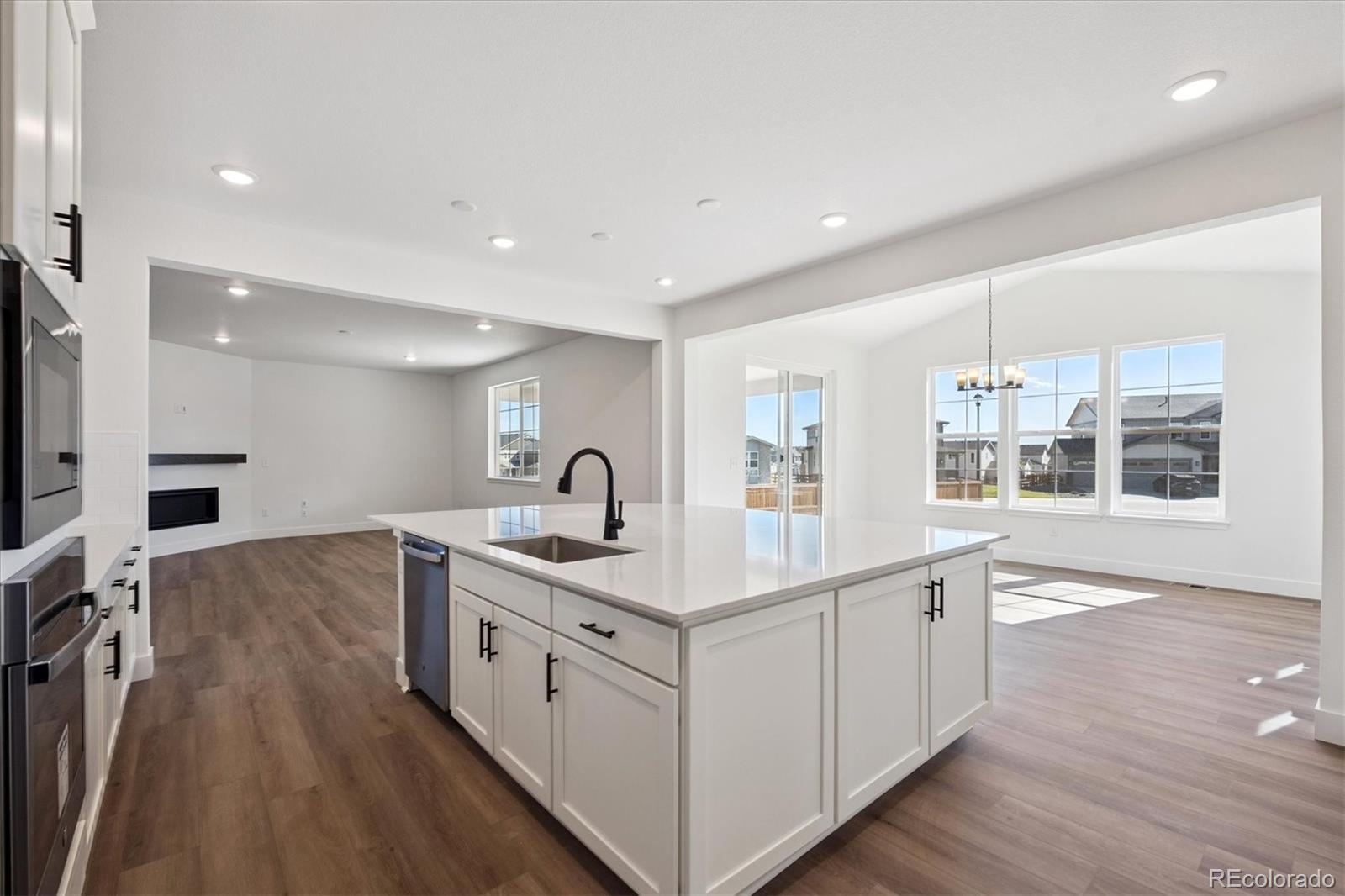 MLS Image #9 for 7096 e 126th place,thornton, Colorado