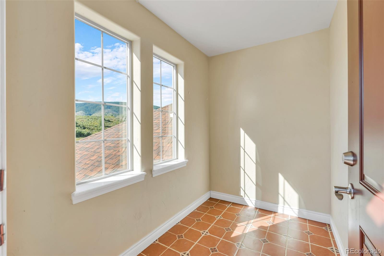 MLS Image #36 for 4415  echo court ,larkspur, Colorado