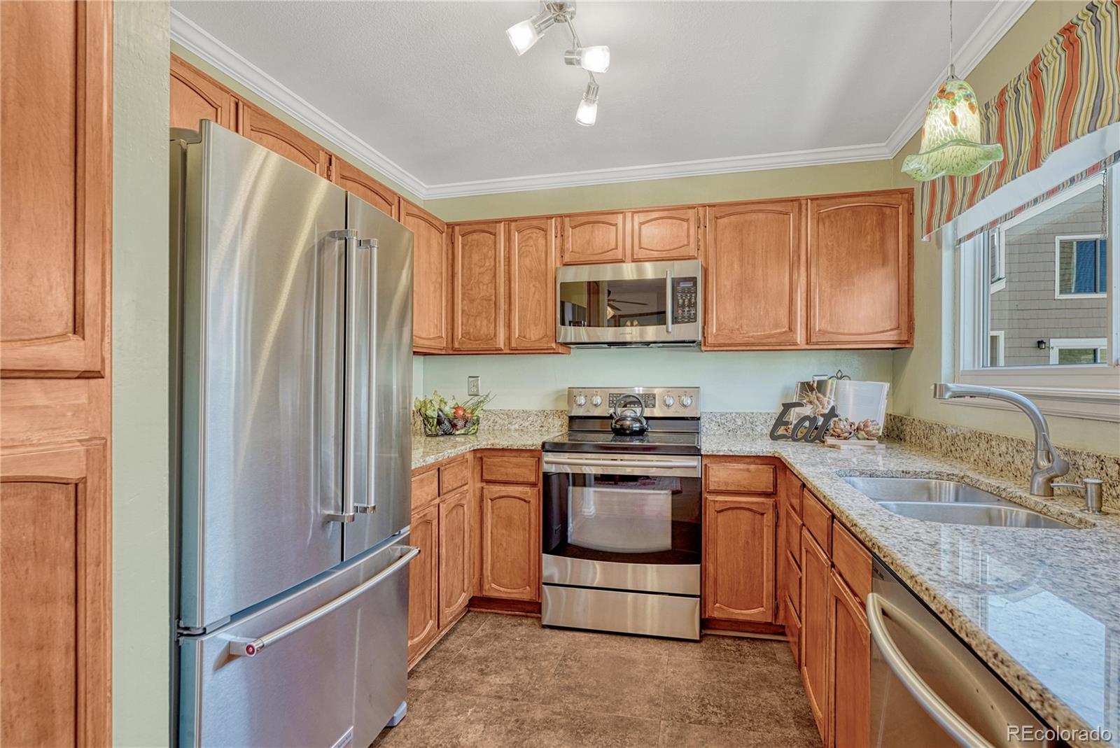 MLS Image #15 for 145  blue spruce court,highlands ranch, Colorado