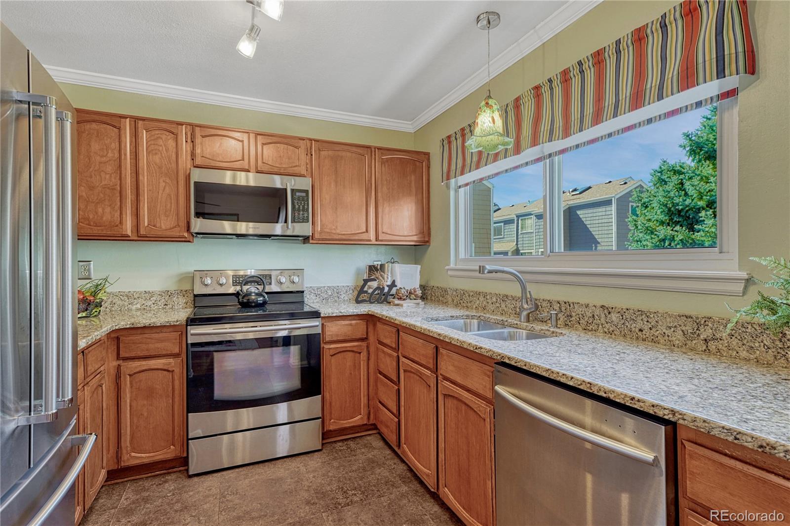 MLS Image #16 for 145  blue spruce court,highlands ranch, Colorado