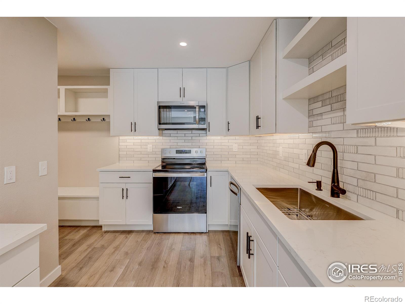 MLS Image #2 for 1892  centaur circle,lafayette, Colorado