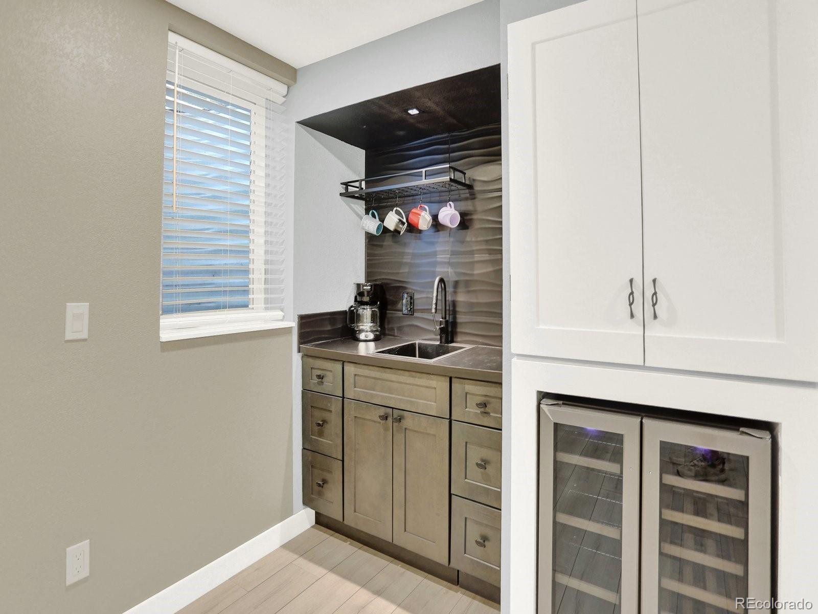 MLS Image #12 for 2046 s quitman street,denver, Colorado