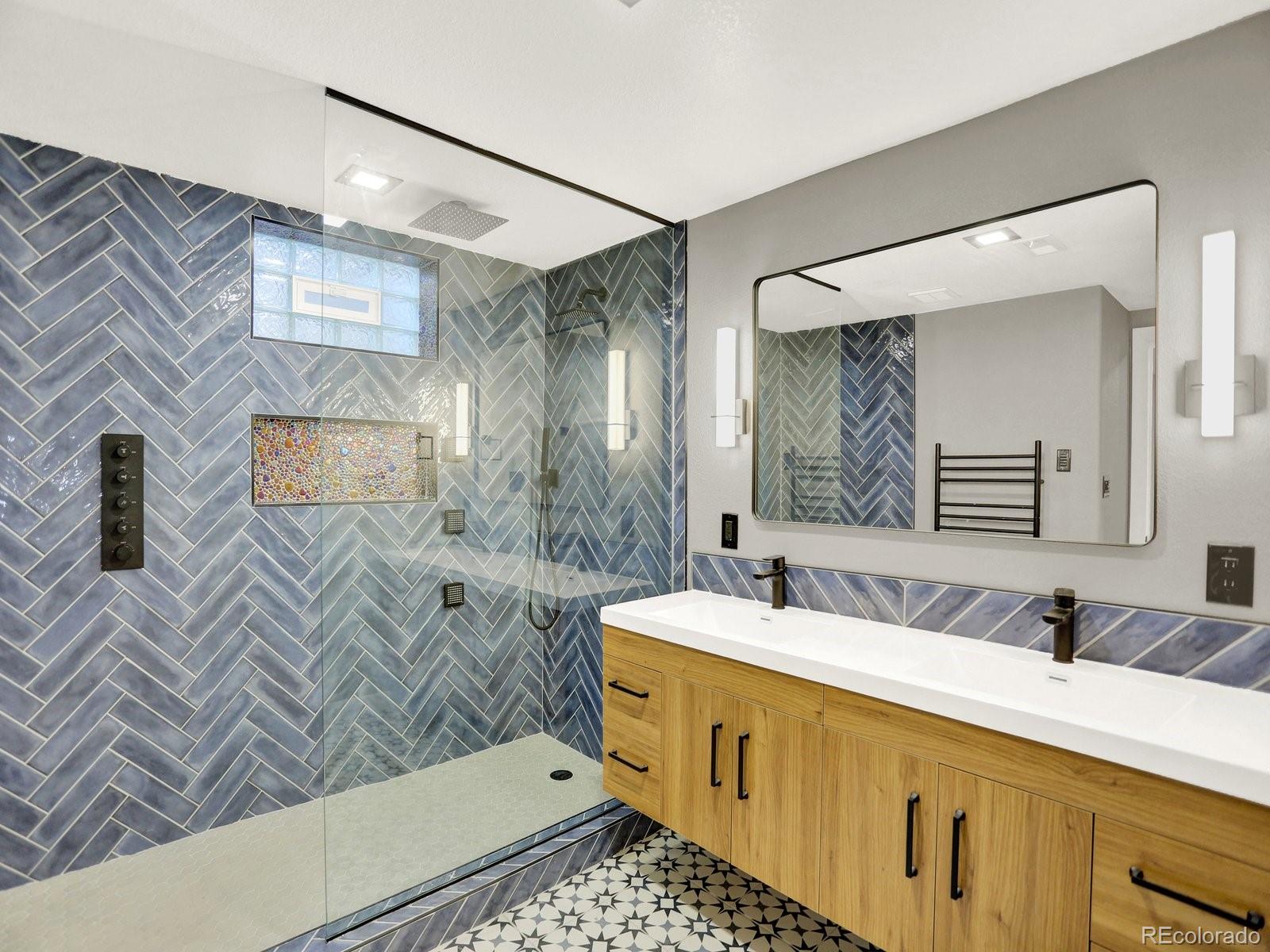 MLS Image #15 for 2046 s quitman street,denver, Colorado
