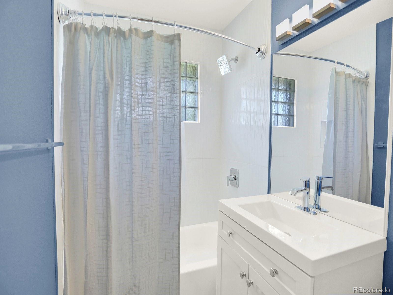 MLS Image #21 for 2046 s quitman street,denver, Colorado