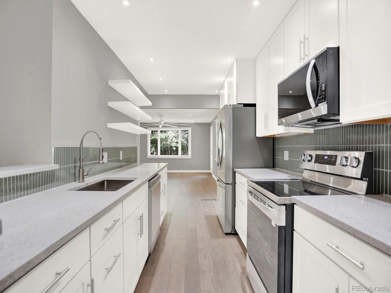 MLS Image #4 for 2046 s quitman street,denver, Colorado