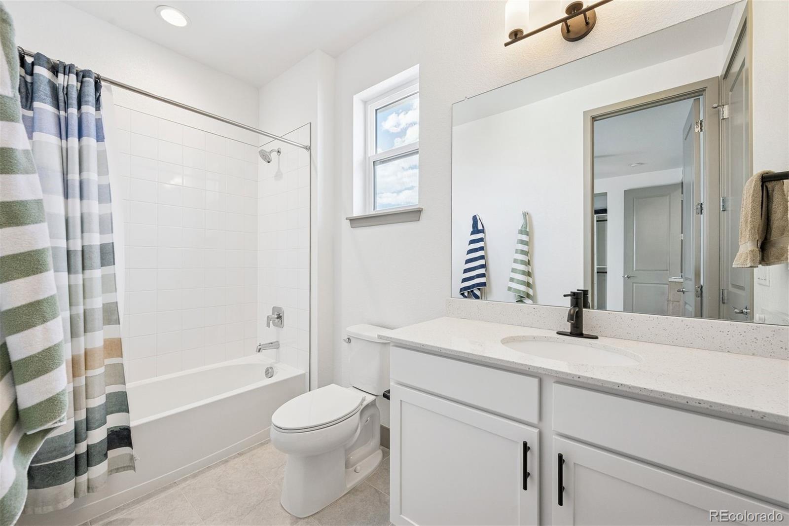 MLS Image #26 for 21325 e 59th drive,aurora, Colorado