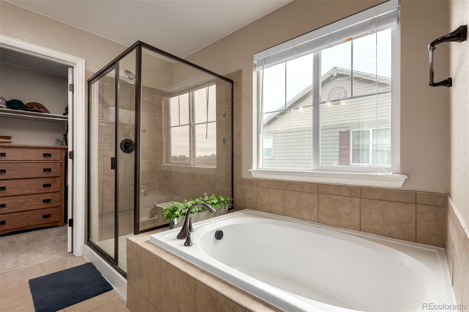 MLS Image #15 for 25500 e 3rd avenue,aurora, Colorado