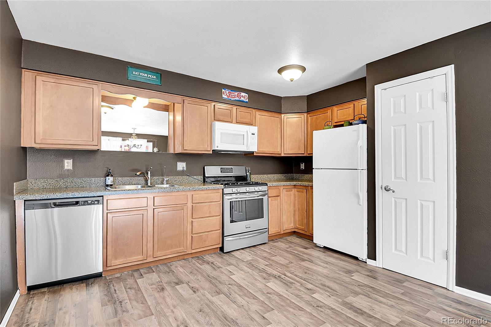MLS Image #3 for 7196 w portland avenue ,littleton, Colorado