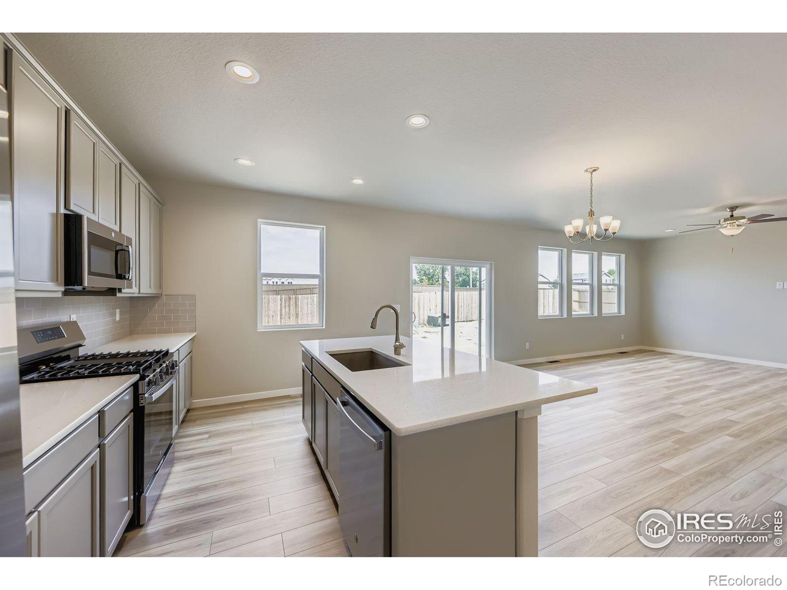MLS Image #16 for 13  chipeta way,lochbuie, Colorado