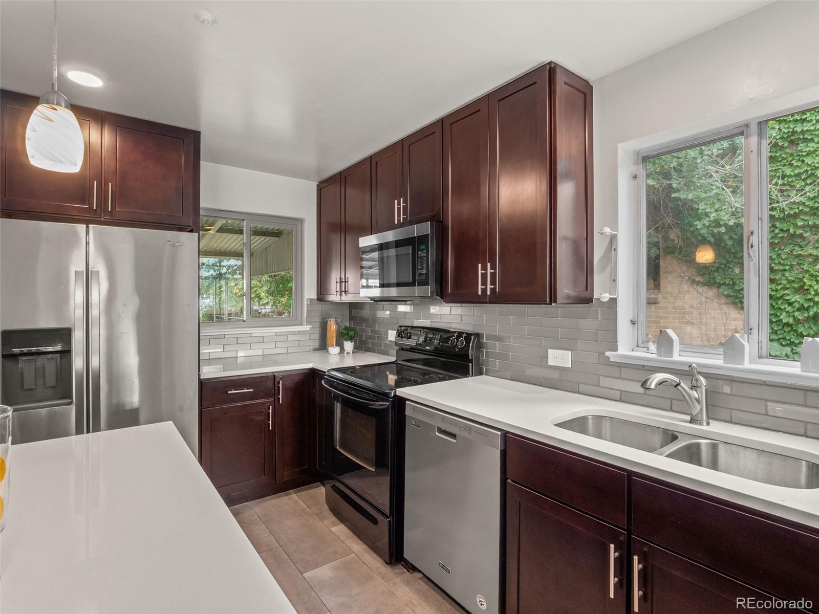 MLS Image #11 for 3550  holly street,denver, Colorado