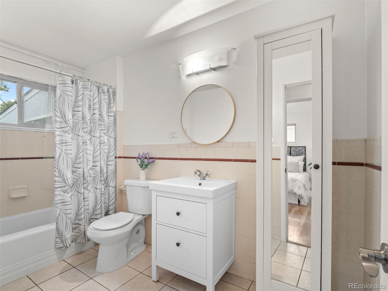 MLS Image #14 for 3550  holly street,denver, Colorado