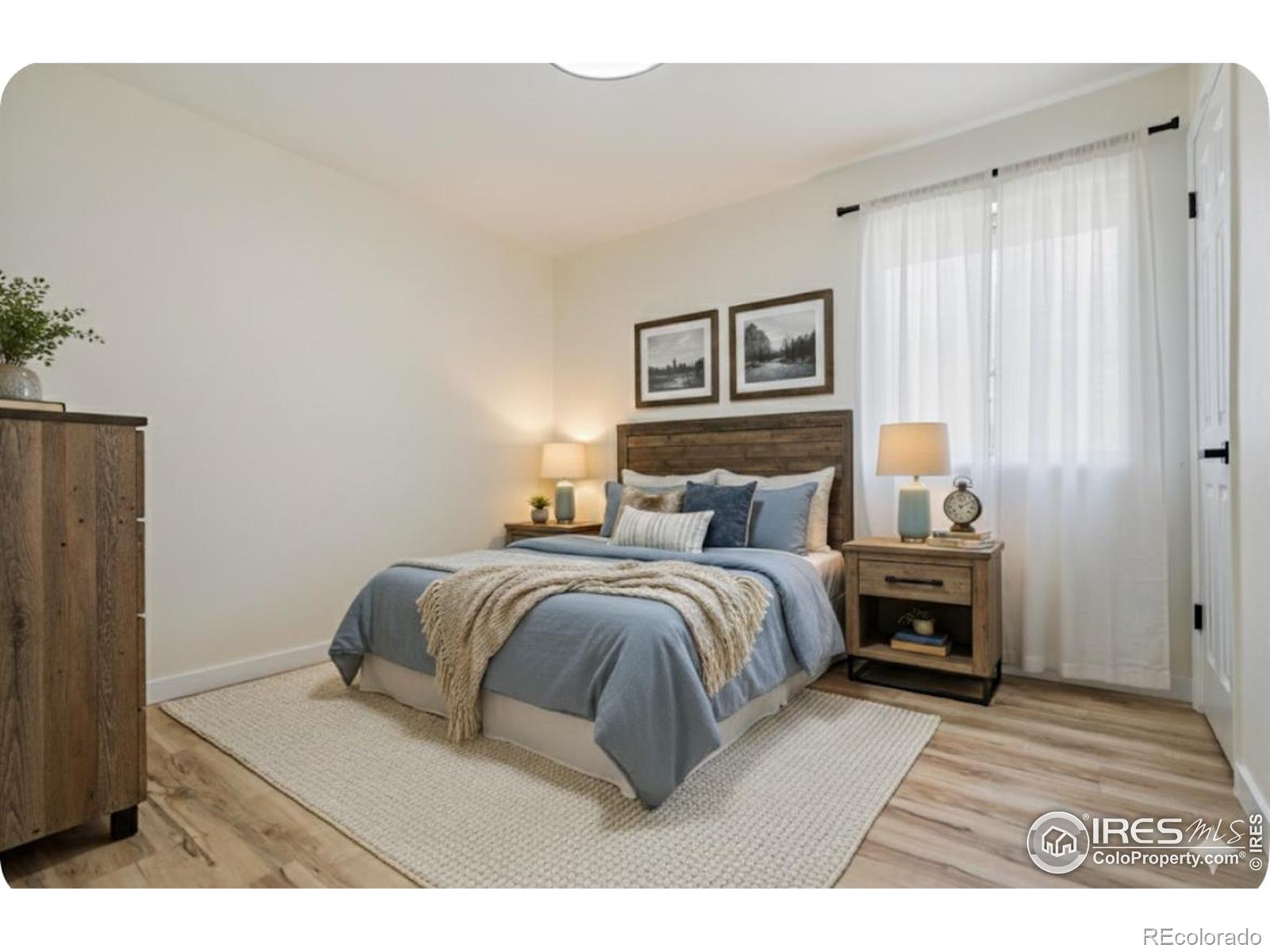 MLS Image #11 for 12203 e 53rd avenue,denver, Colorado
