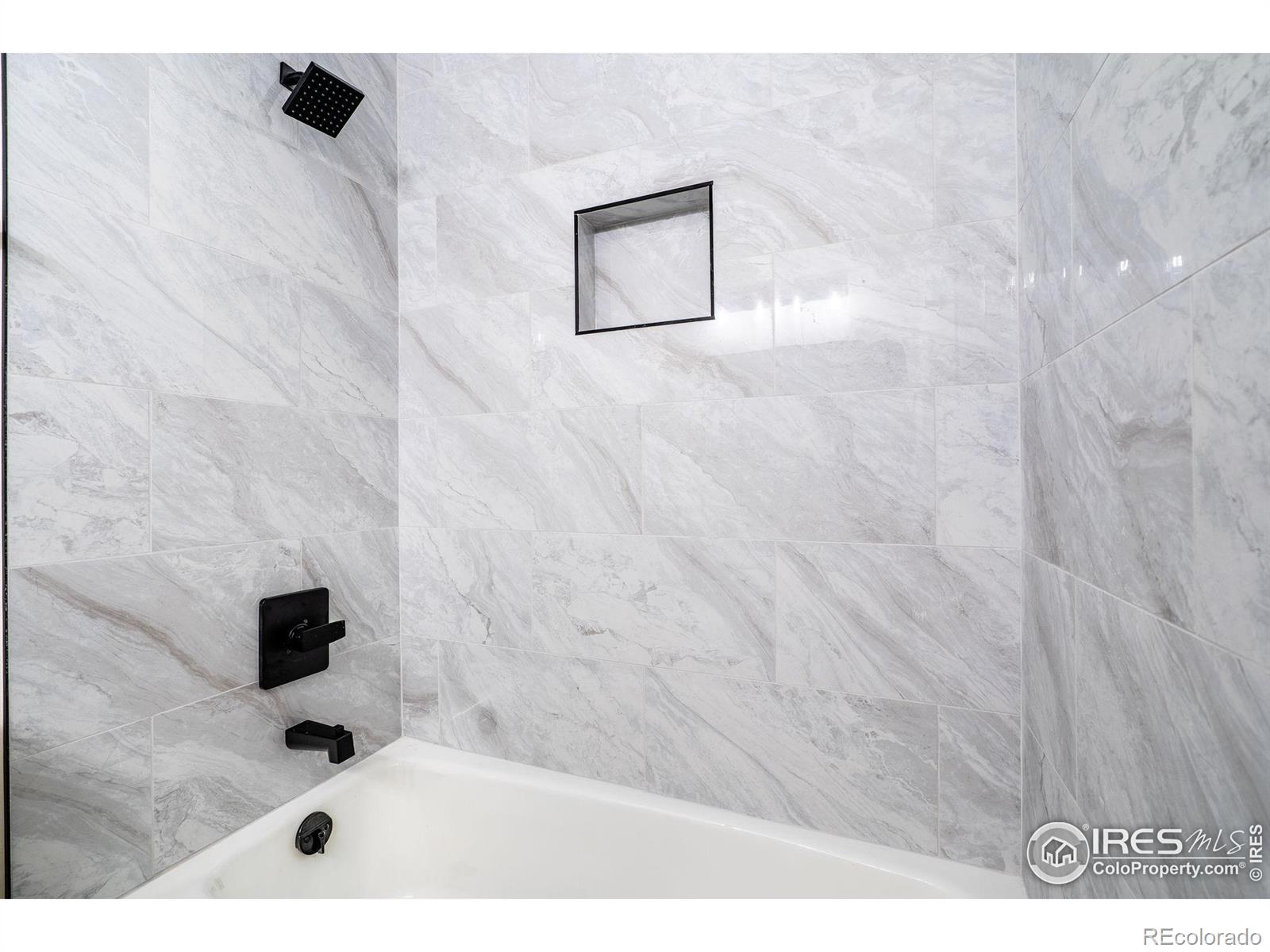MLS Image #19 for 12203 e 53rd avenue,denver, Colorado