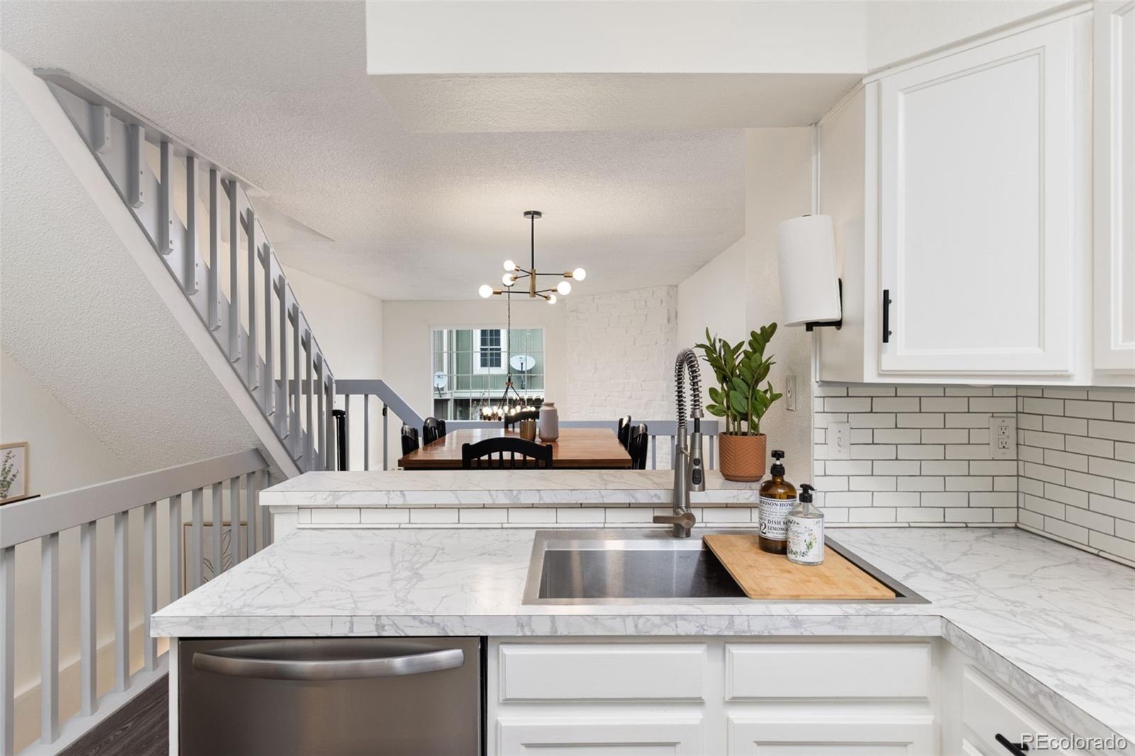 MLS Image #5 for 8228 s fillmore circle ,centennial, Colorado