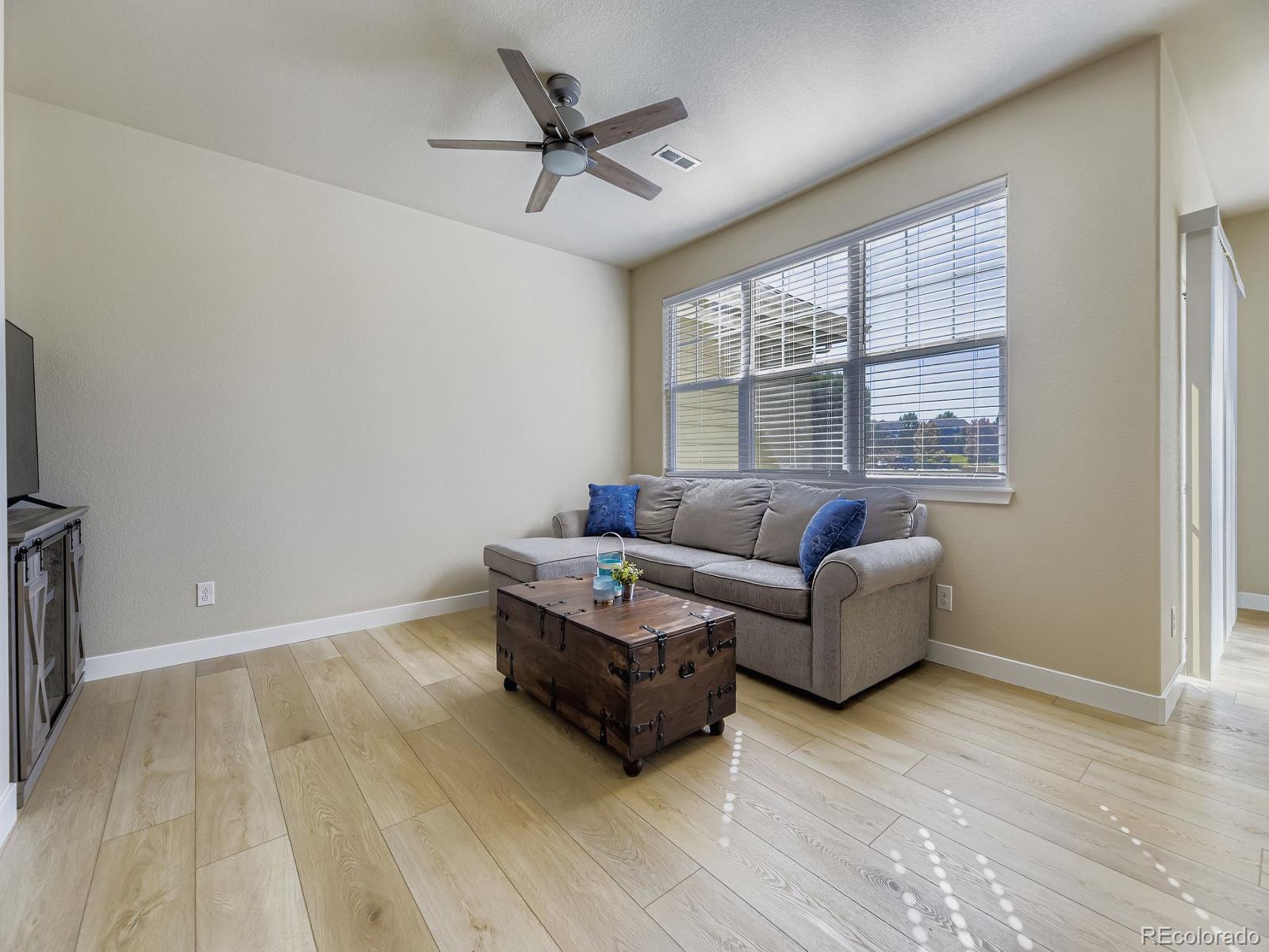 MLS Image #5 for 3723 s perth circle 102,aurora, Colorado
